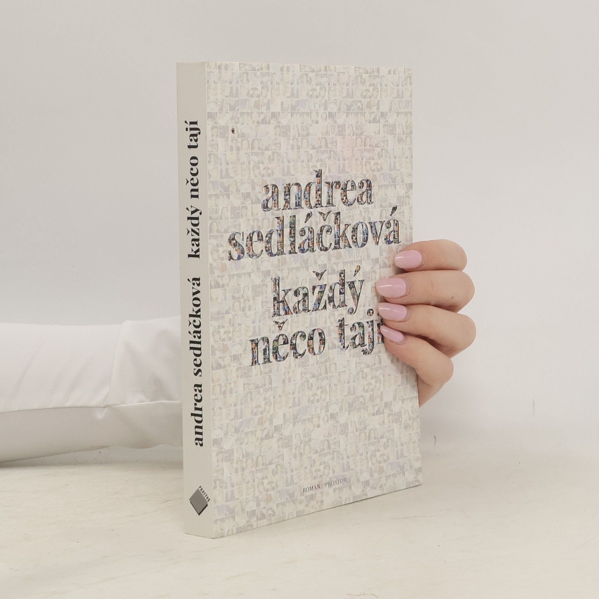 Andrea Sedláčková Každý něco tají