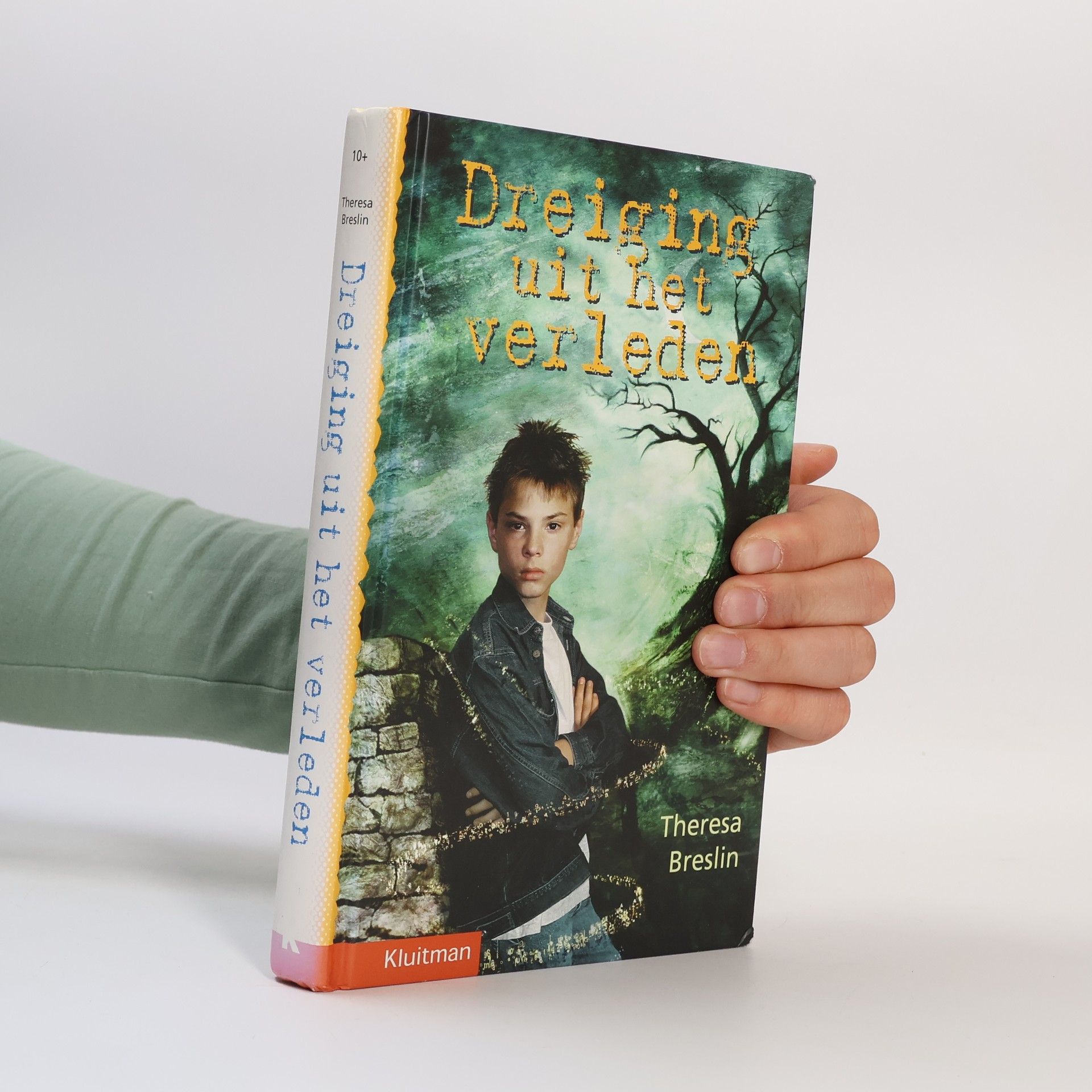 Theresa Breslin Dreiging uit het verleden