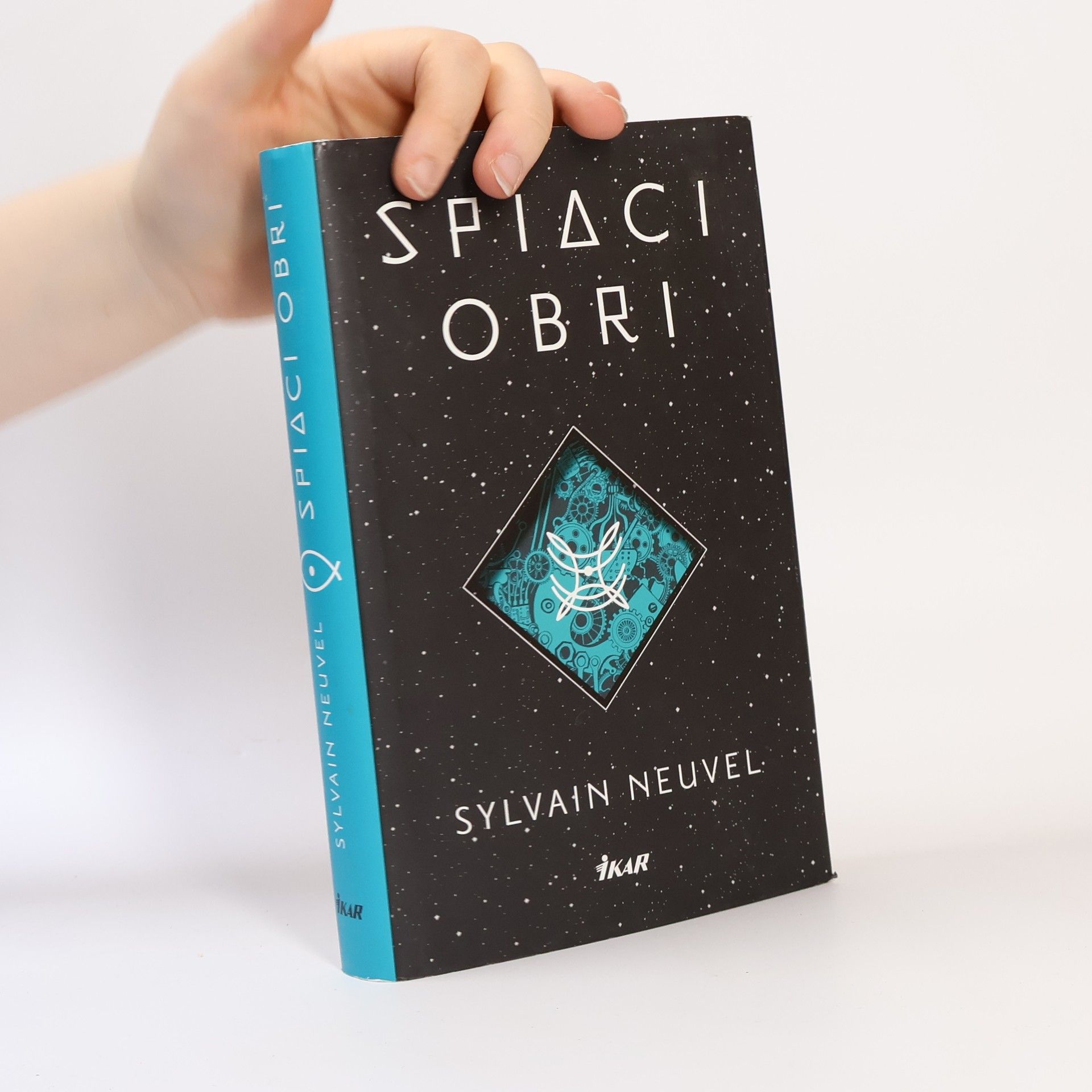 Sylvain Neuvel Spiaci obri