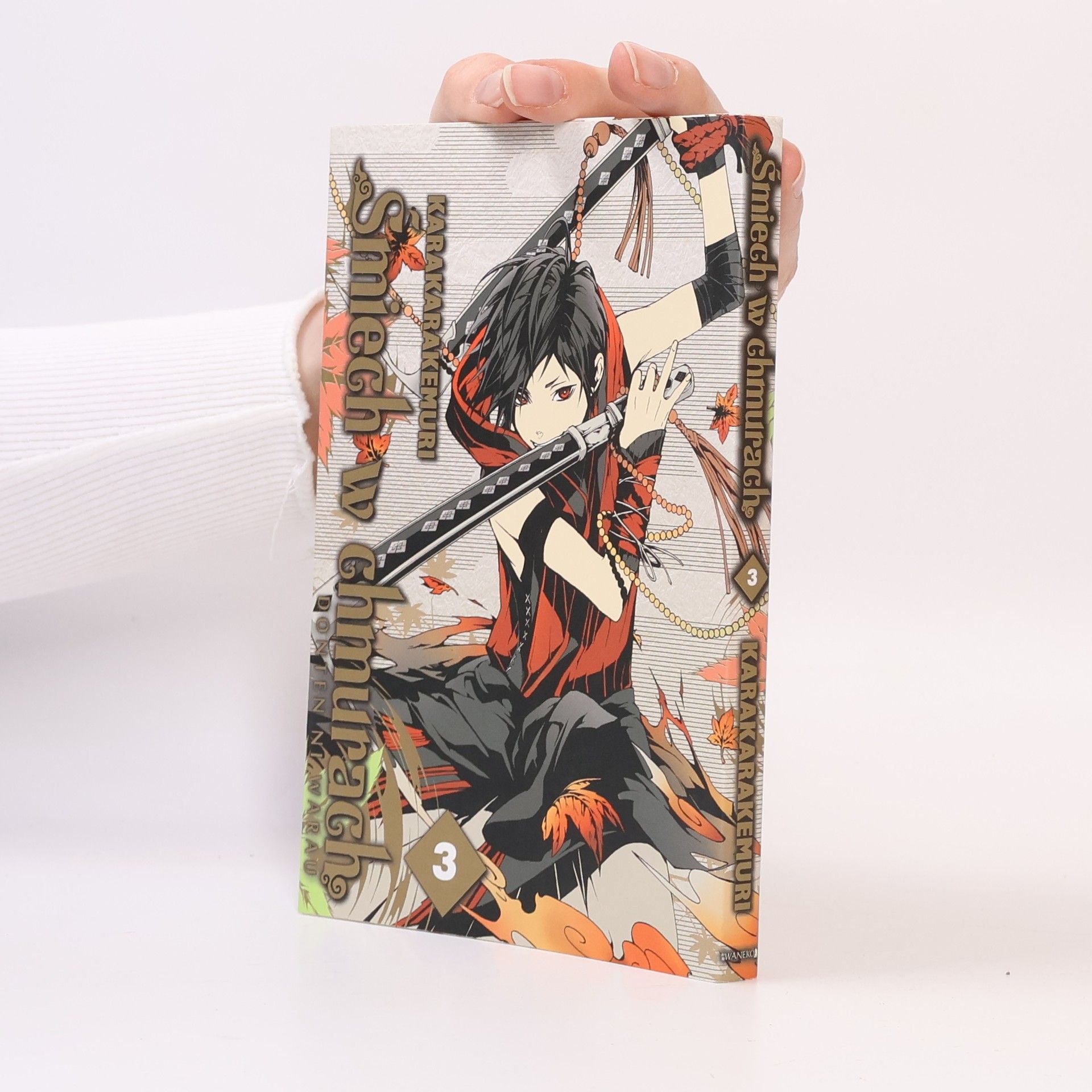 Karakara Kemuri Śmiech w chmurach