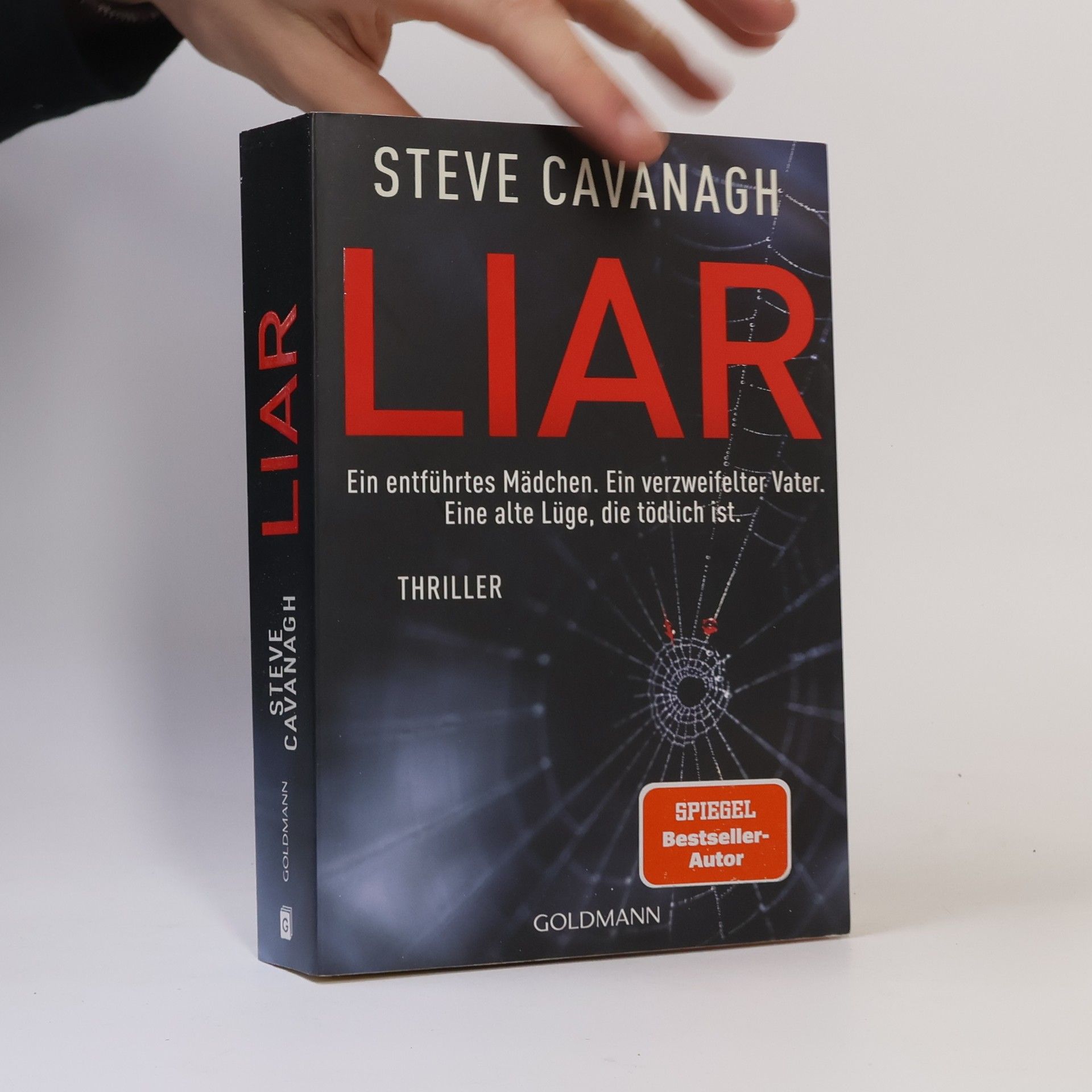 Steve Cavanagh Liar
