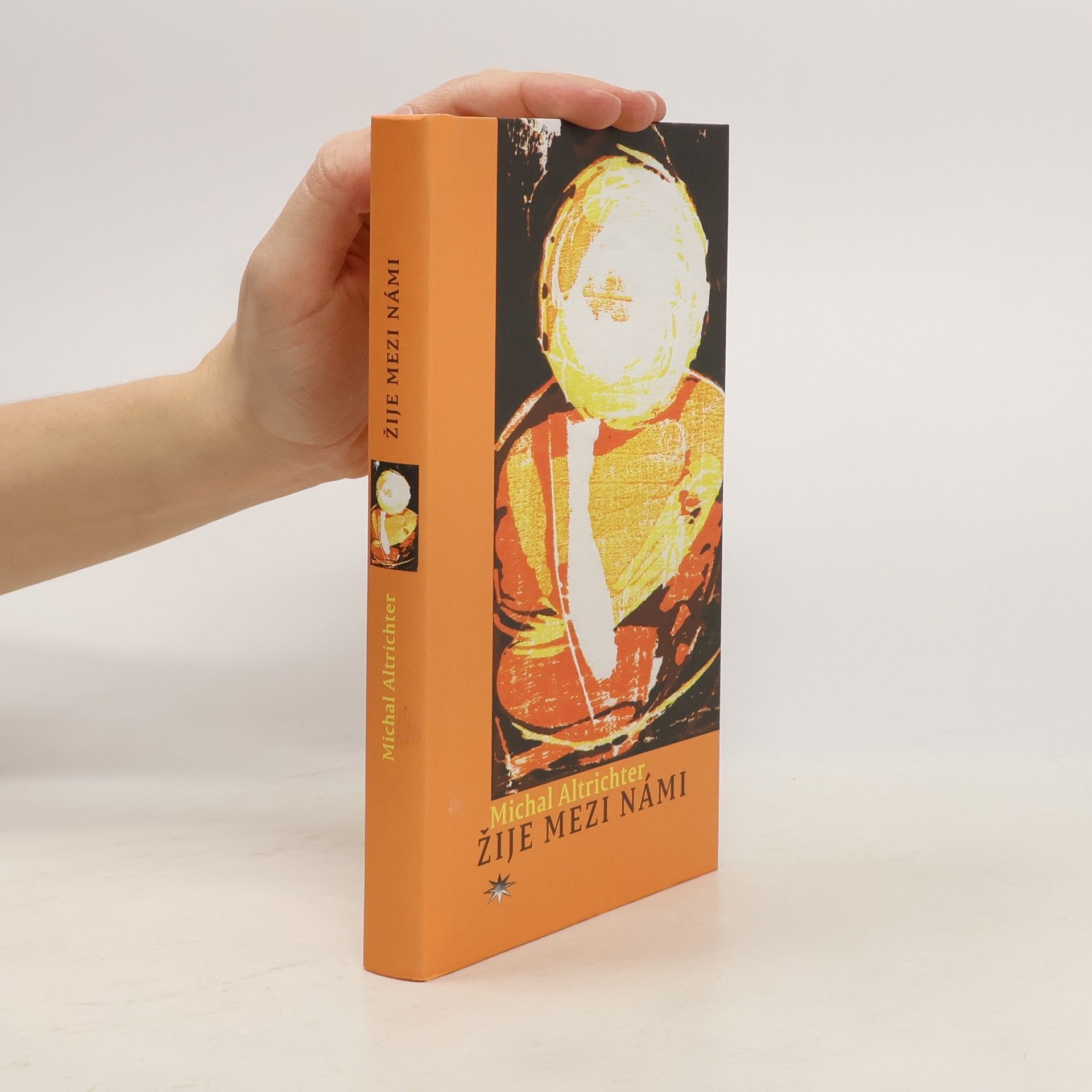 Michal Altrichter Žije mezi námi