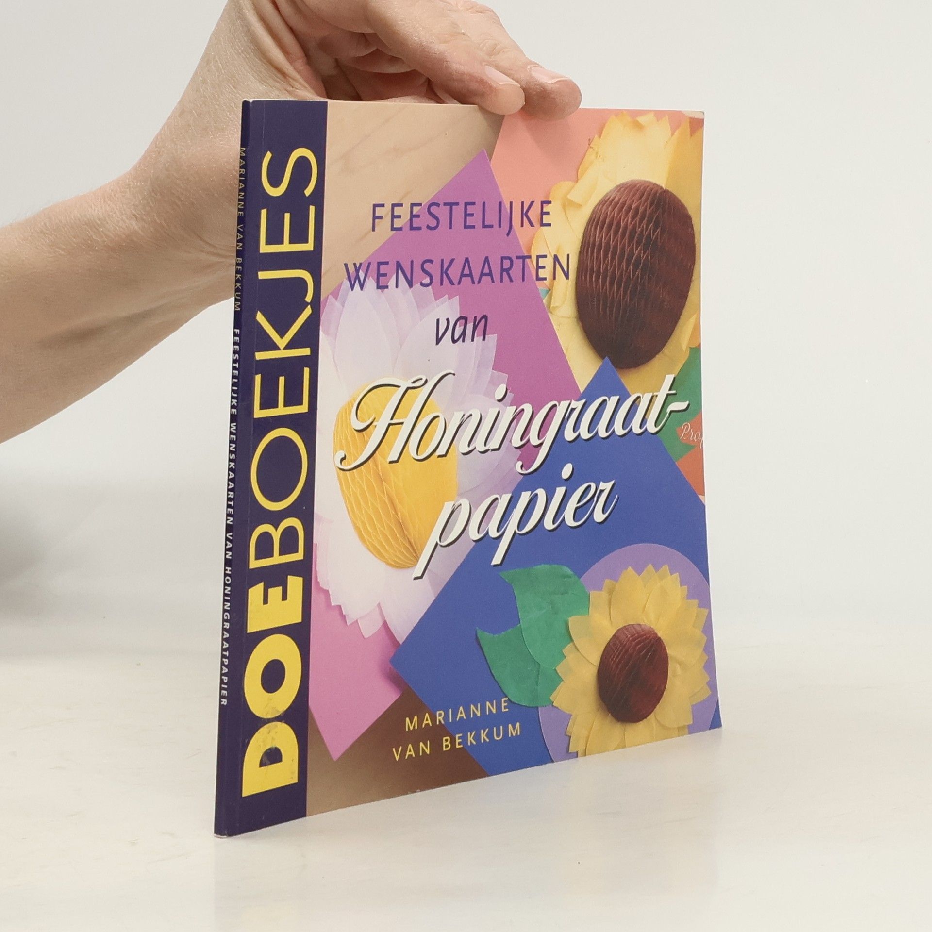 Marianne van Bekkum Wensen van honingraatpapier