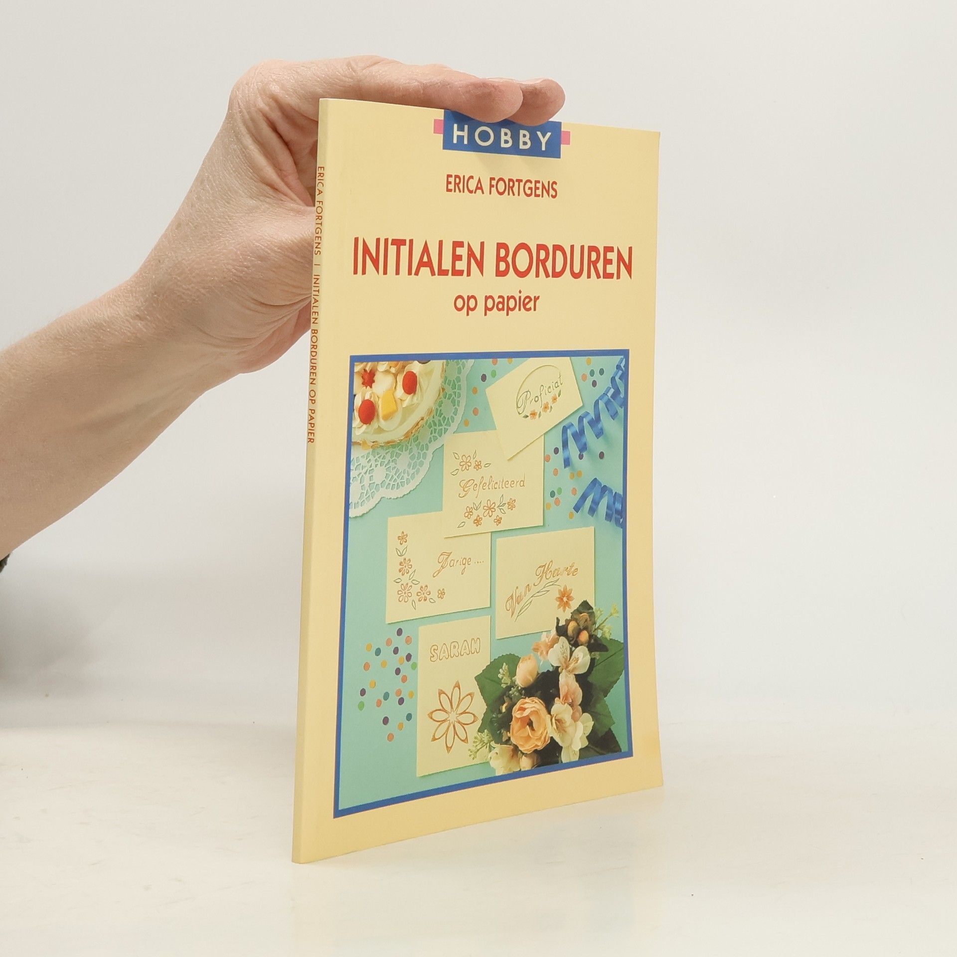 Erica Fortgens Initialen borduren op papier