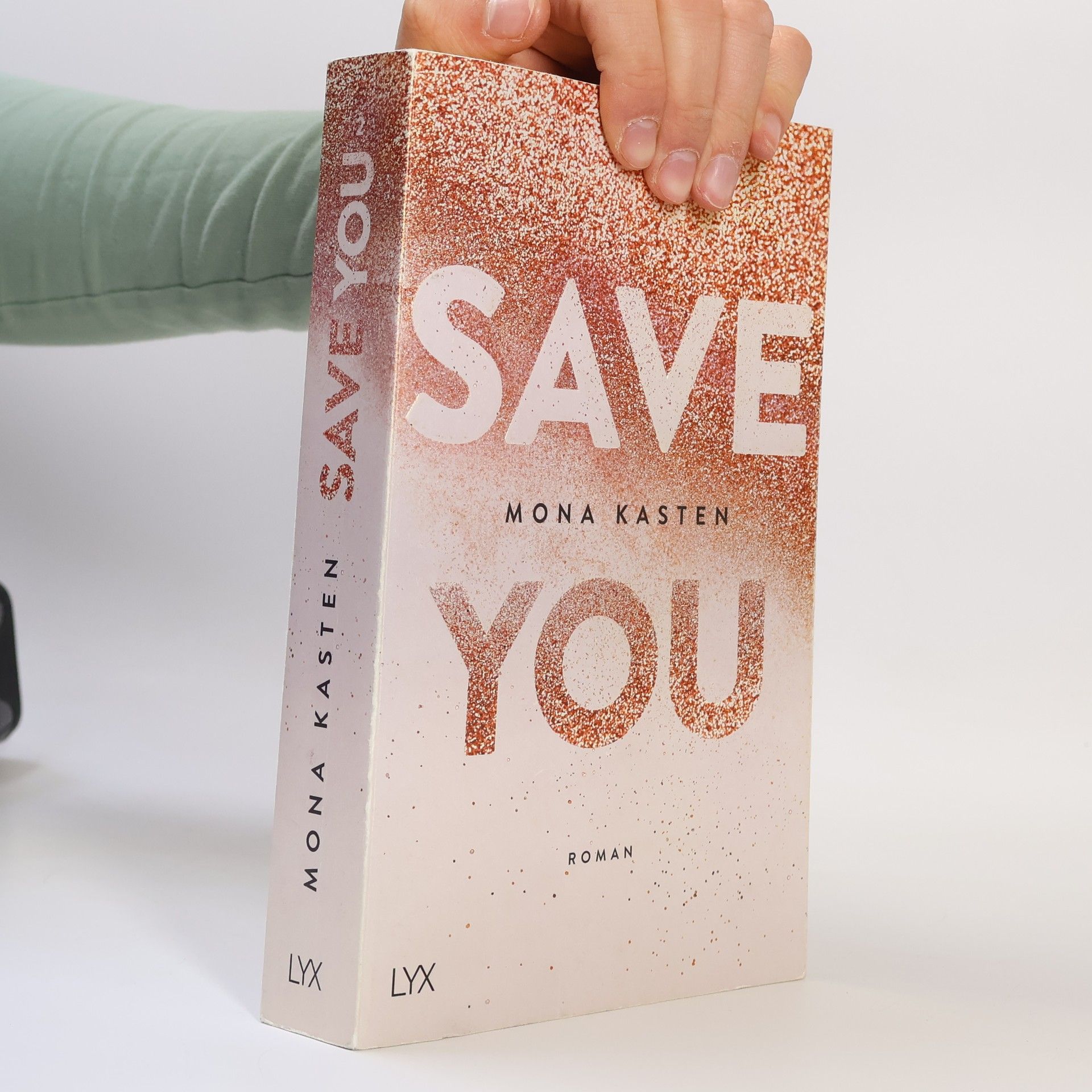 Mona Kasten Save You