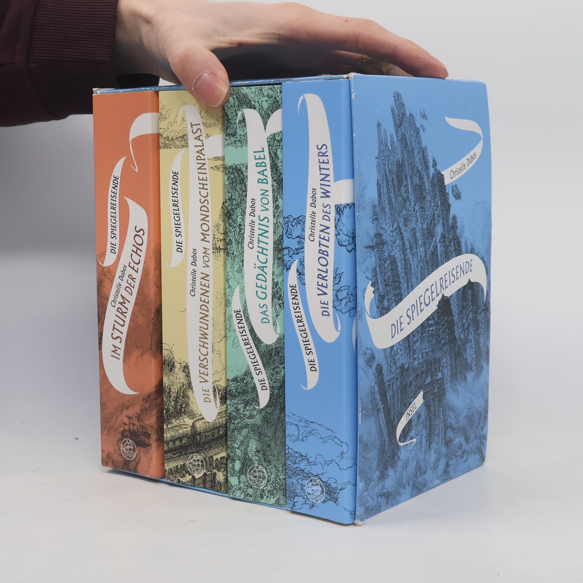 Christelle Dabos Die Spiegelreisende - Bände 1-4