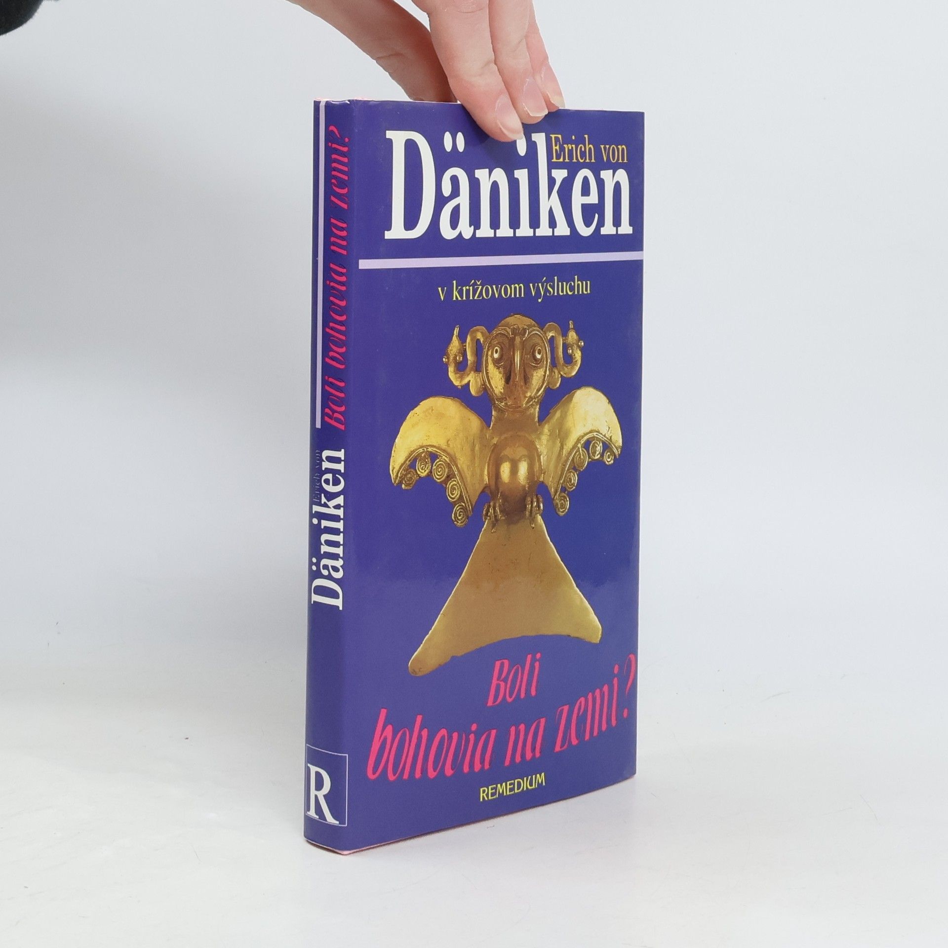 Erich von Däniken Boli bohovia na Zemi?