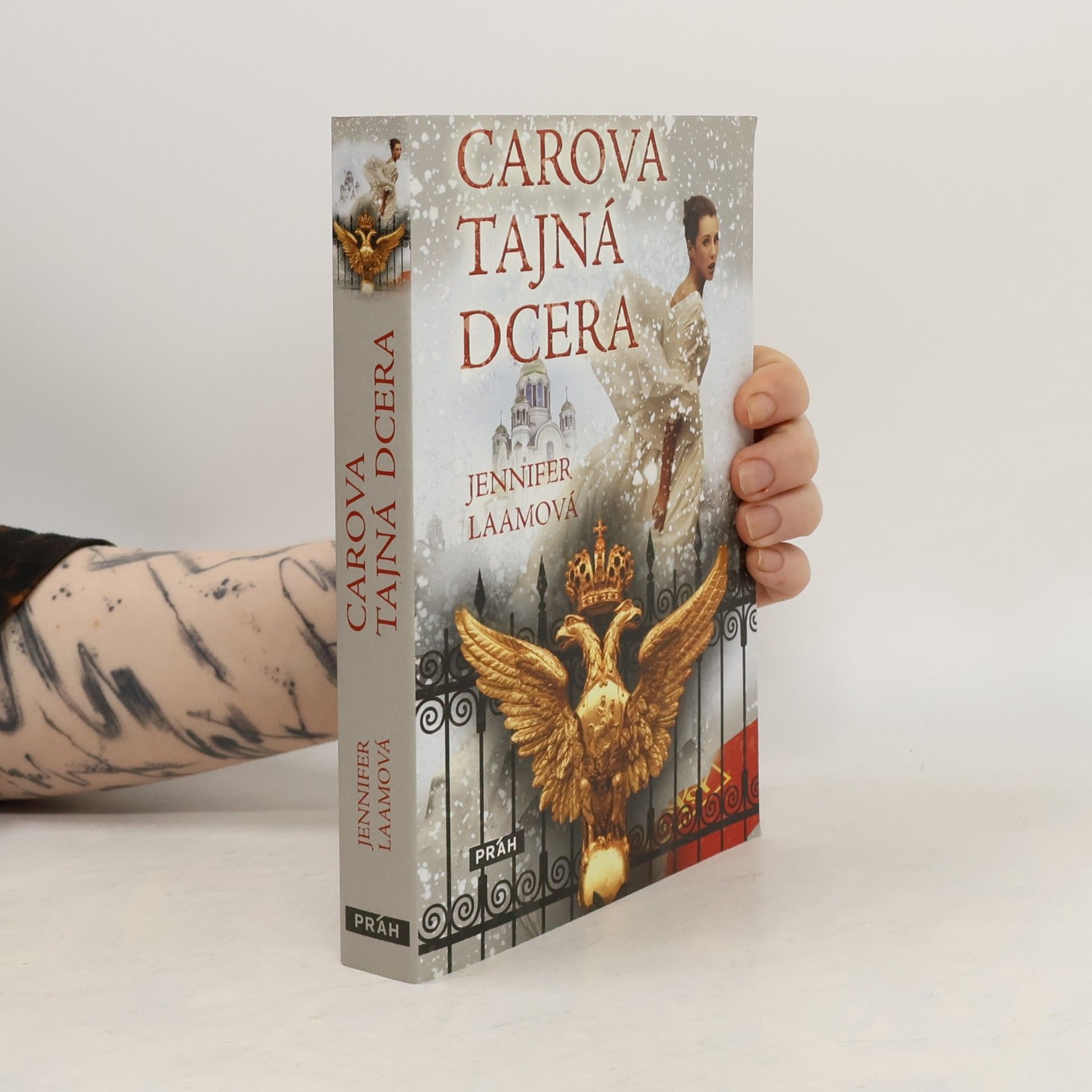 Jennifer Laam Carova tajná dcera