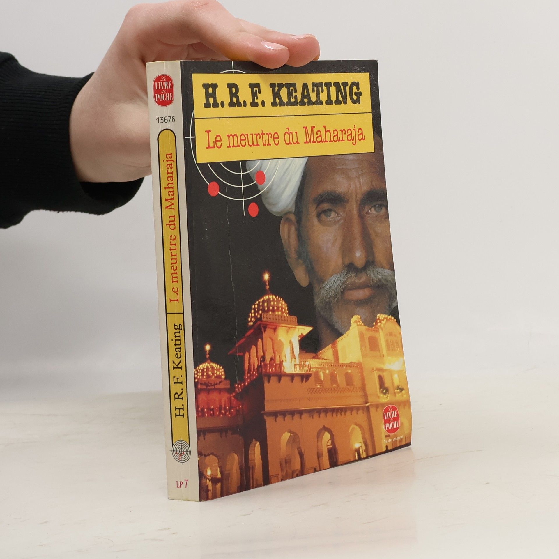 Le Livre de Poche - 7: Le meurtre du Maharaja - Texte intégral