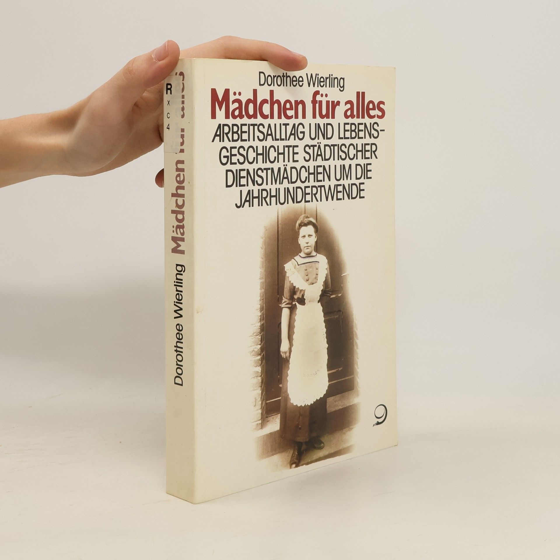 Dorothee Wierling Mädchen für alles