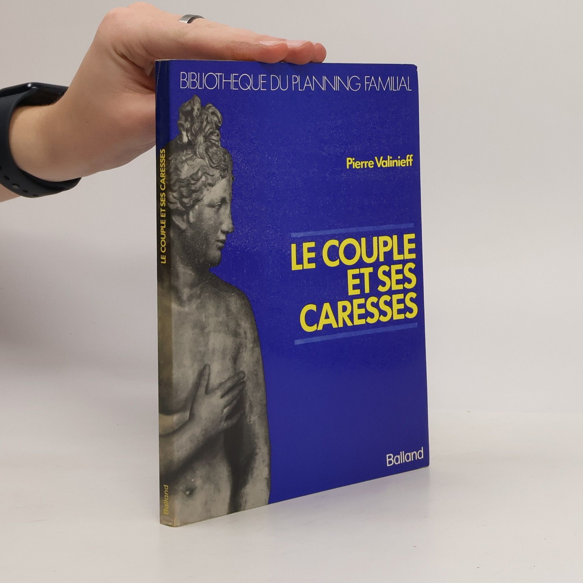 Pierre Valinieff Le couple et ses caresses