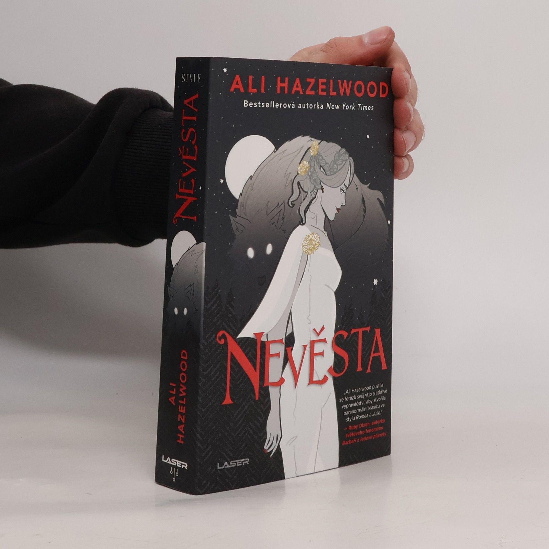 Ali Hazelwood Nevěsta