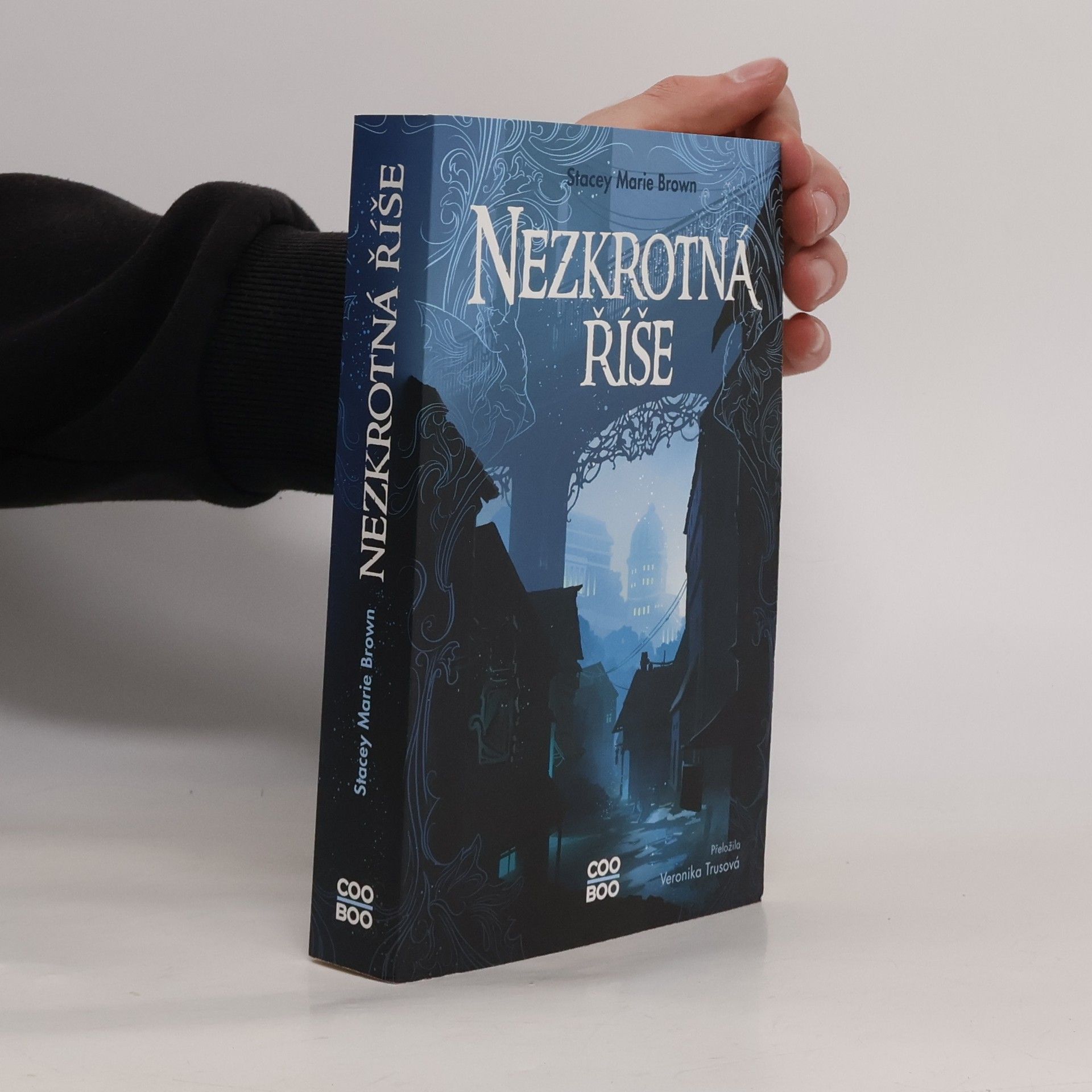 Veronika Trusová Nezkrotná říše