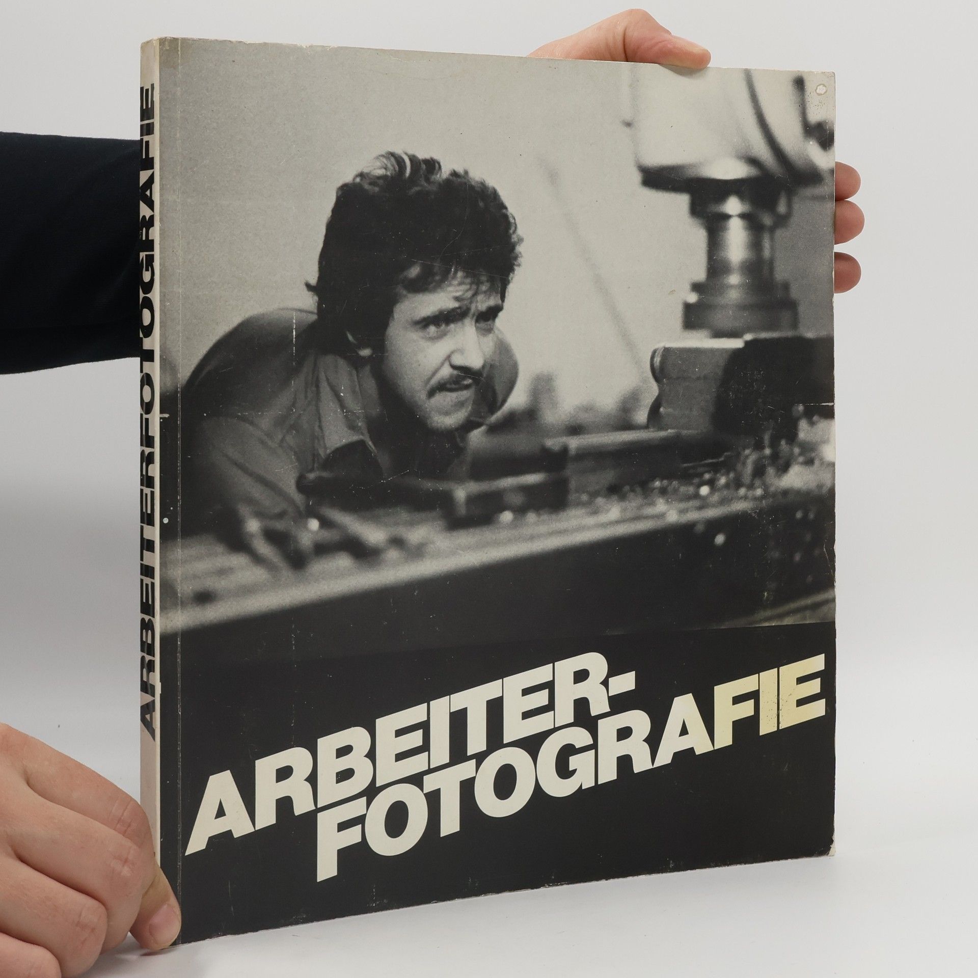 AA.VV. Arbeiterfotografie