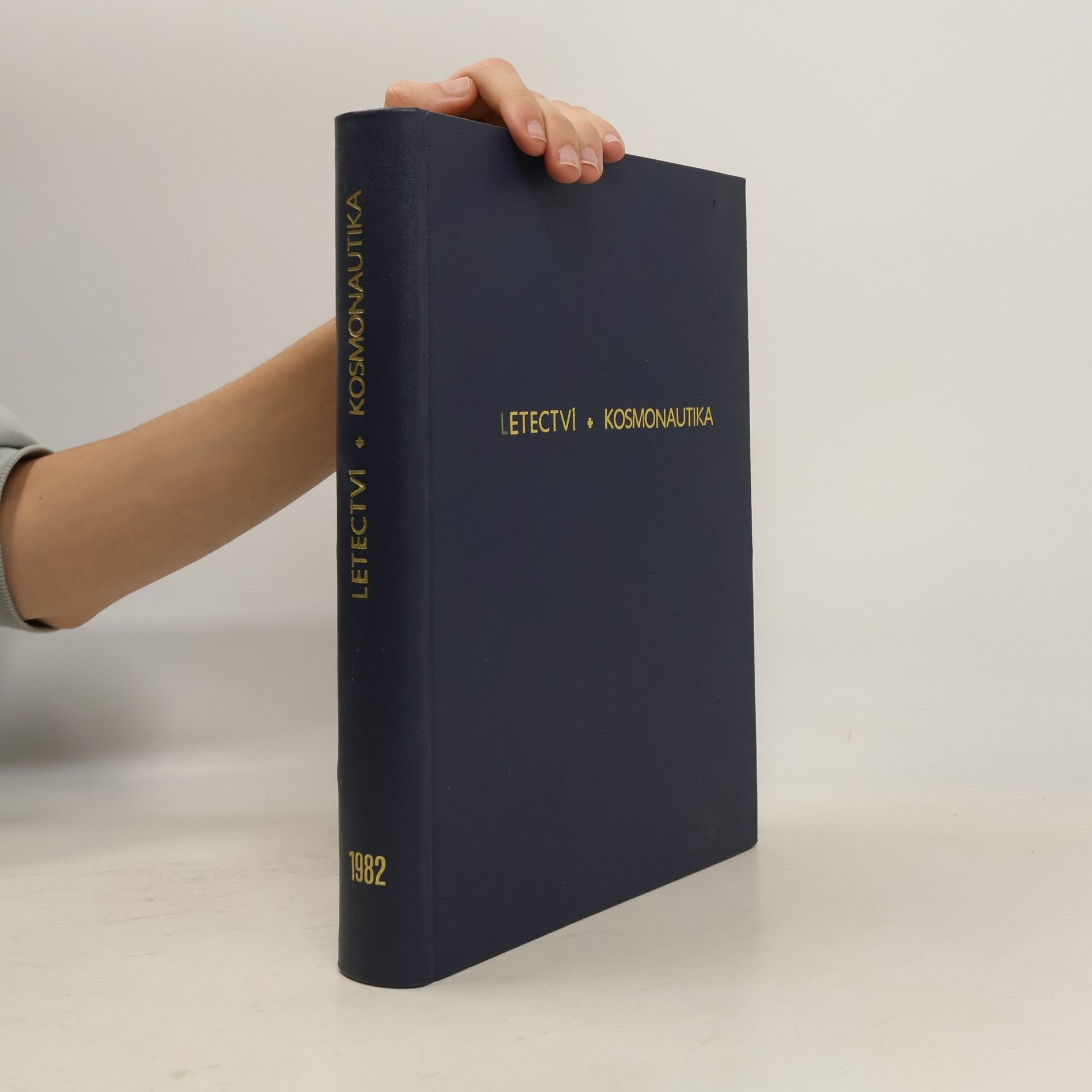 Kolektív autorov Letectví, kosmonautika 1982