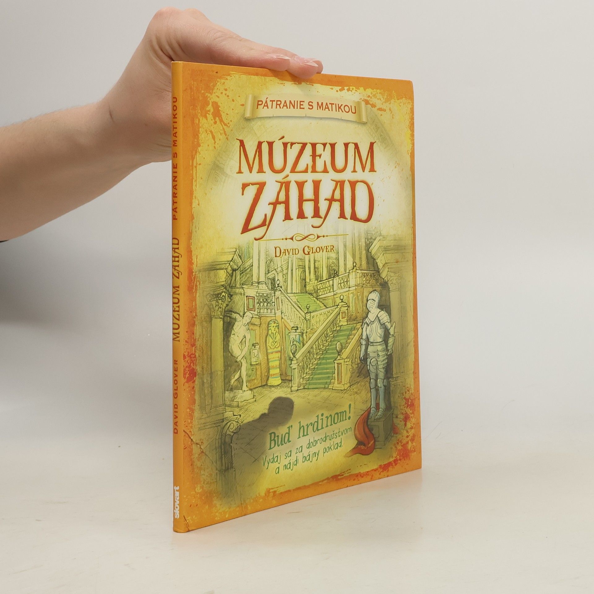 David Glover Múzeum záhad