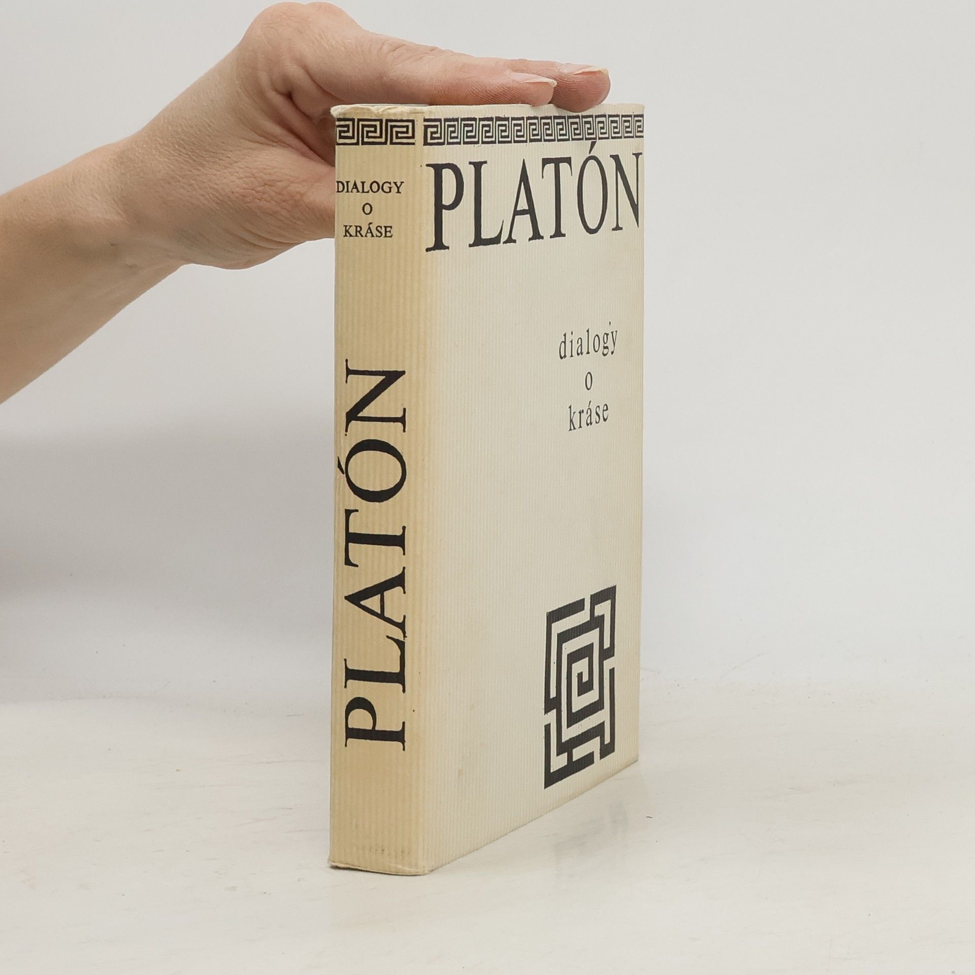 Platon Dialogy o kráse