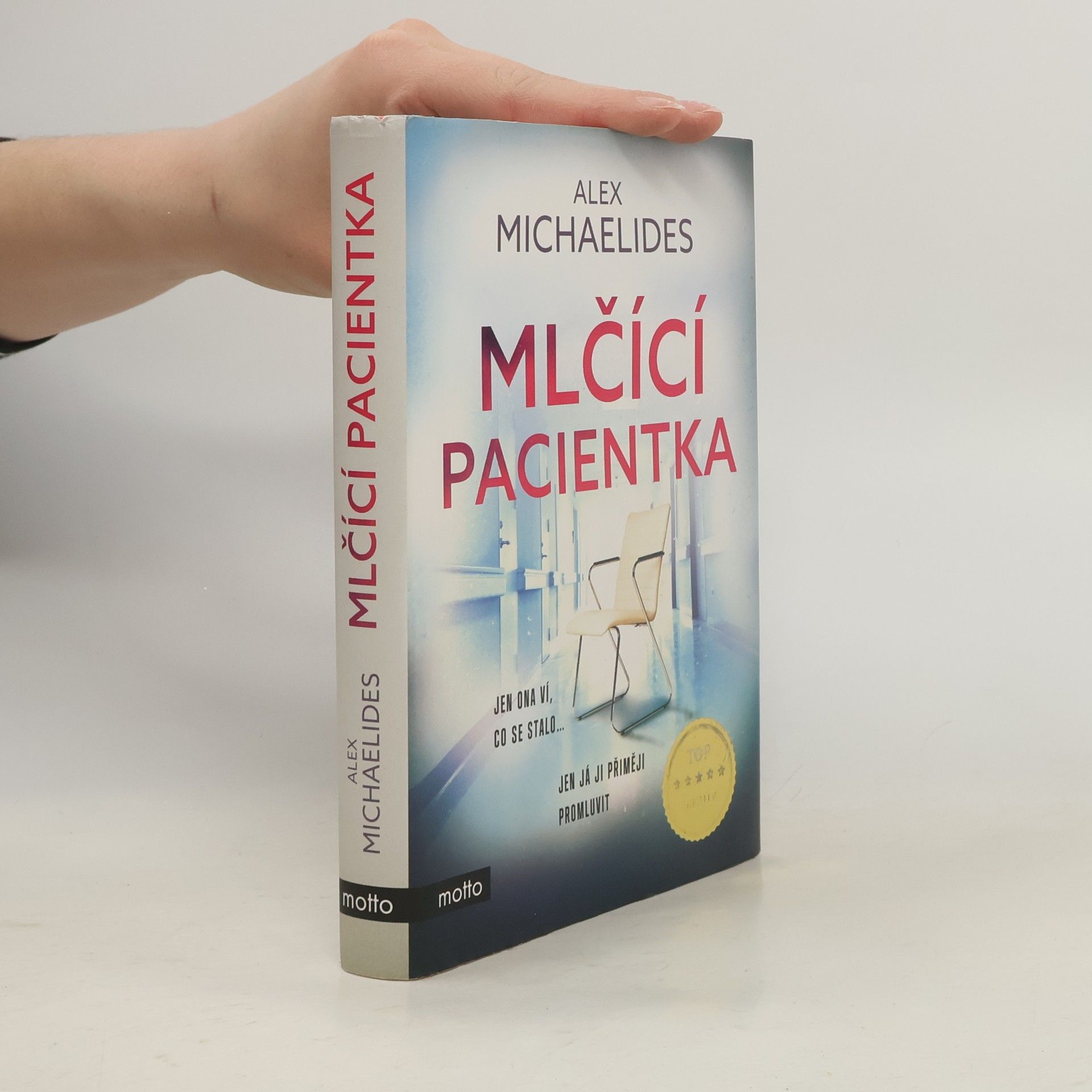 Alex Michaelides Mlčící pacientka