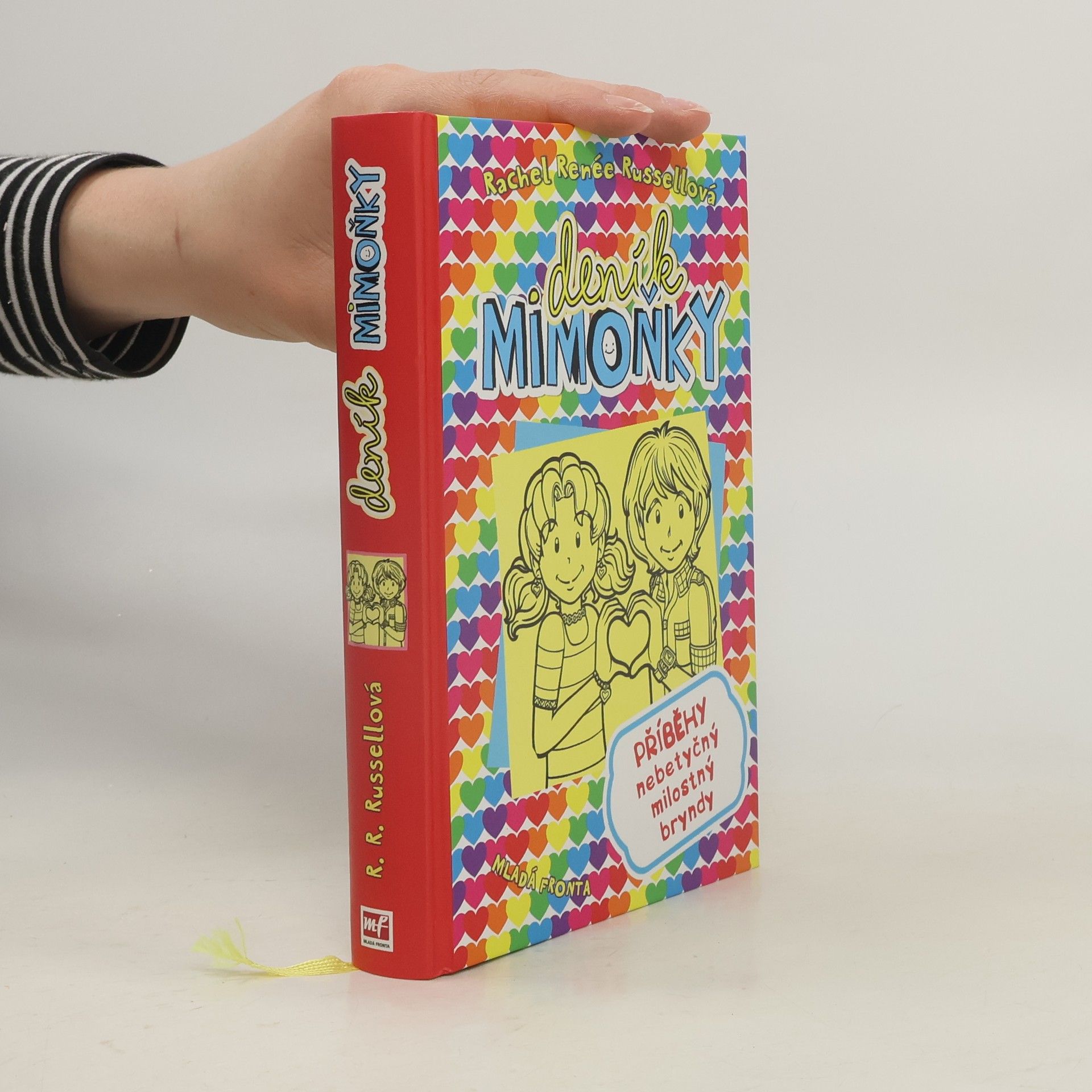 Rachel Renée Russellová Deník mimoňky 12. Příběhy nebetyčný milostný bryndy