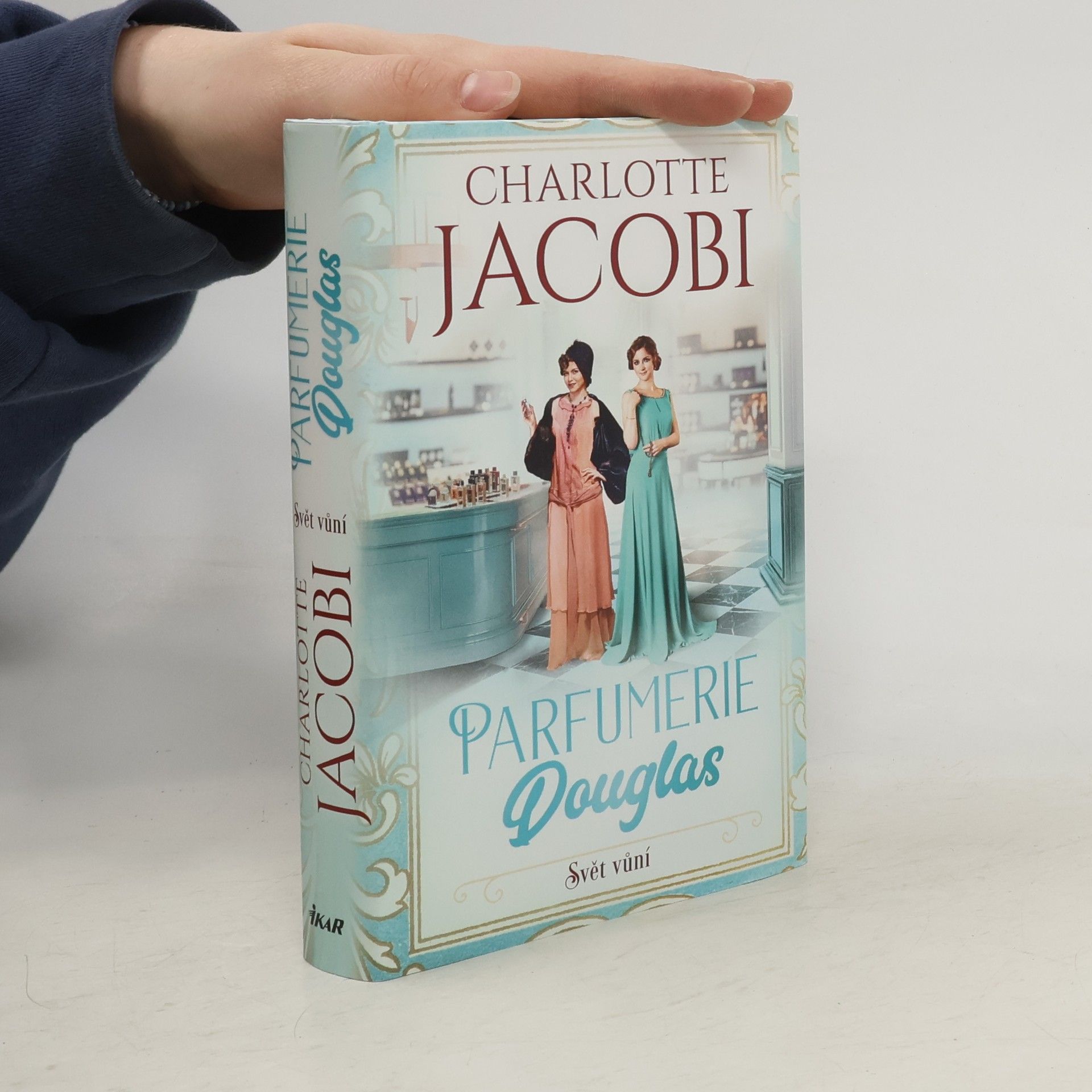 Charlotte Jacobi Parfumerie Douglas. Svět vůní