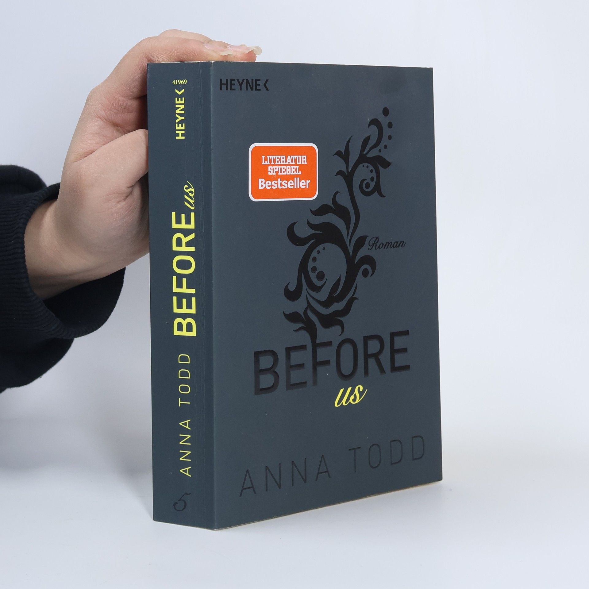 Anna Todd After 5. Before Us