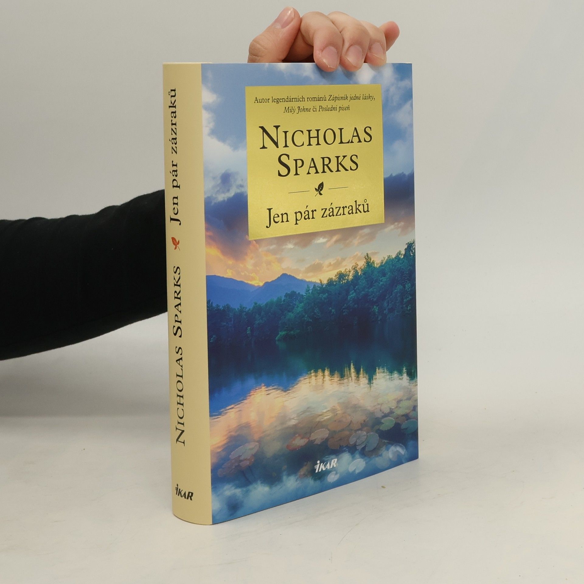 Nicholas Sparks Jen pár zázraků