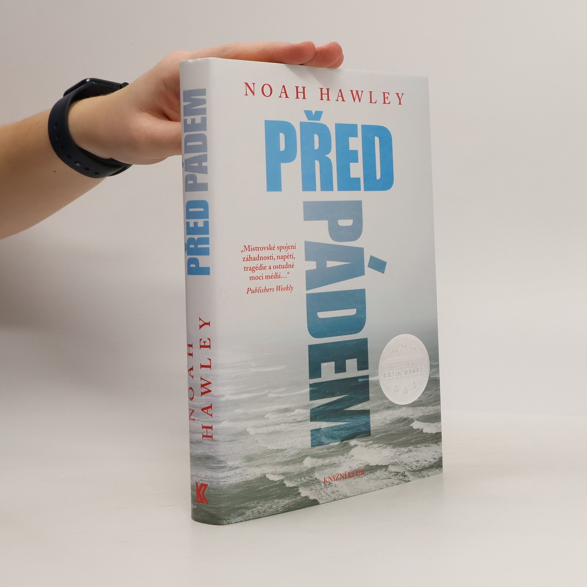 Noah Hawley Před pádem