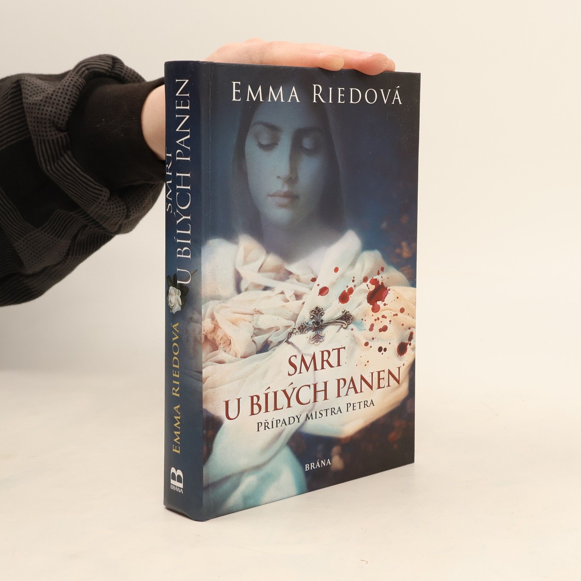 Emma Riedová Smrt u bílých panen