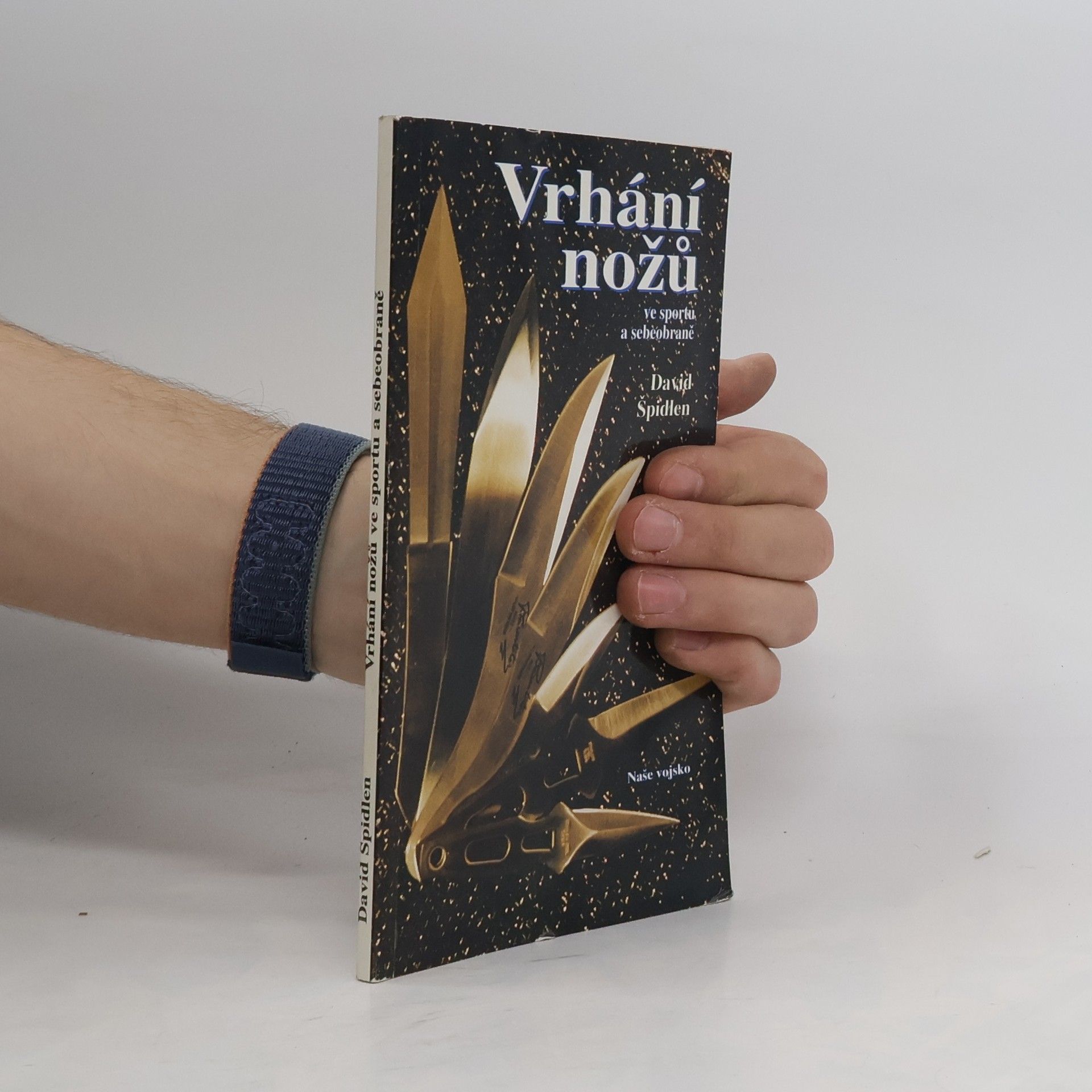 David Špidlen Vrhání nožů ve sportu a sebeobraně