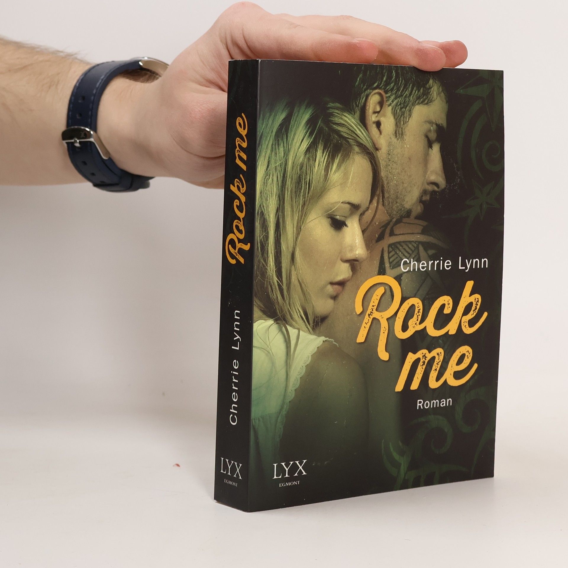 Cherrie Lynn Rock me