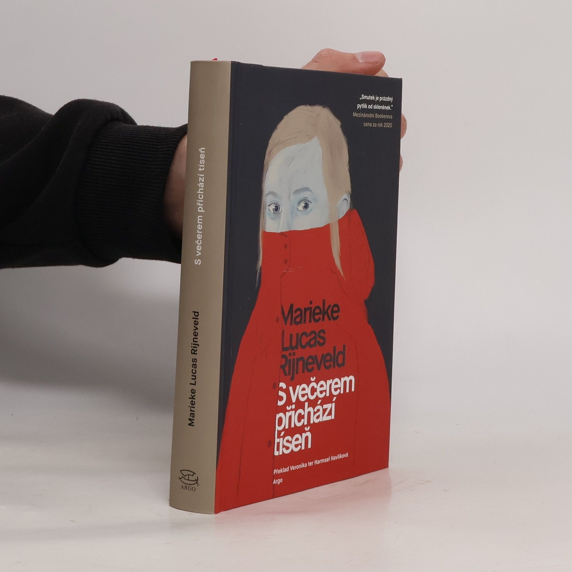 Lucas Rijneveld S večerem přichází tíseň