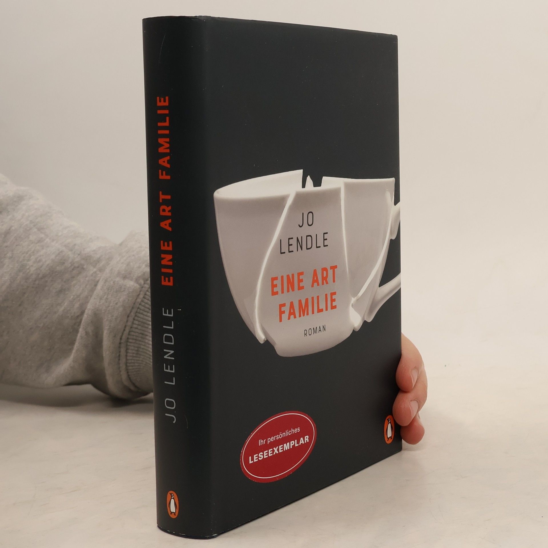 Jo Lendle Eine Art Familie