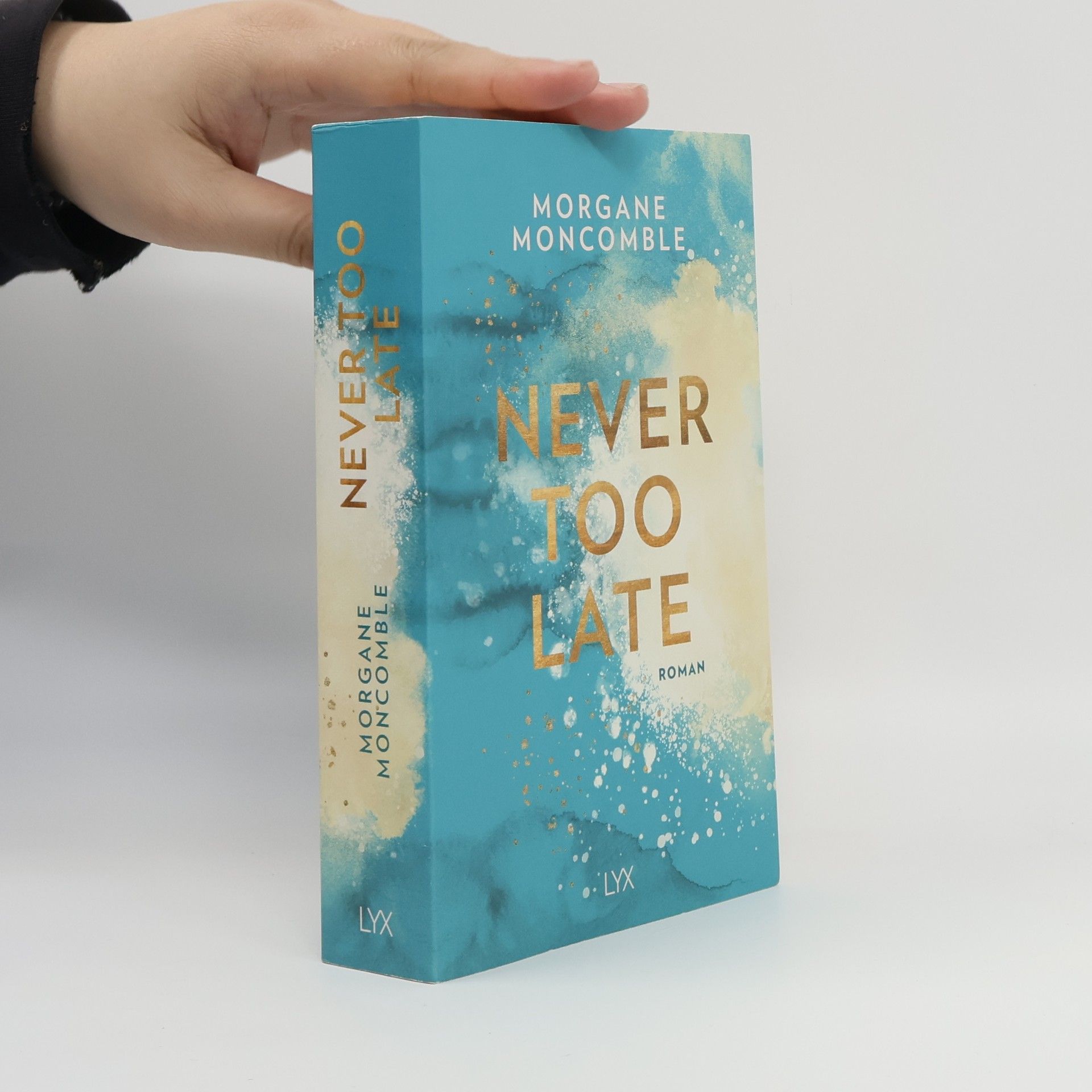 Morgane Moncomble Never Too Late