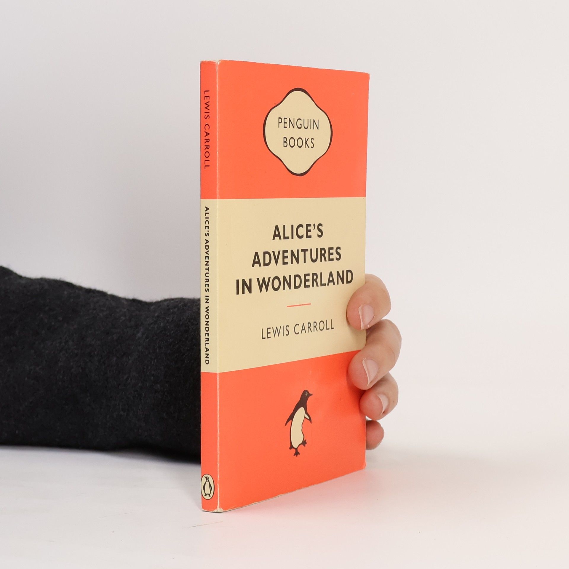 Lewis Carroll Alice's Adventures in Wonderland. Alice im Wunderland, englische Ausgabe