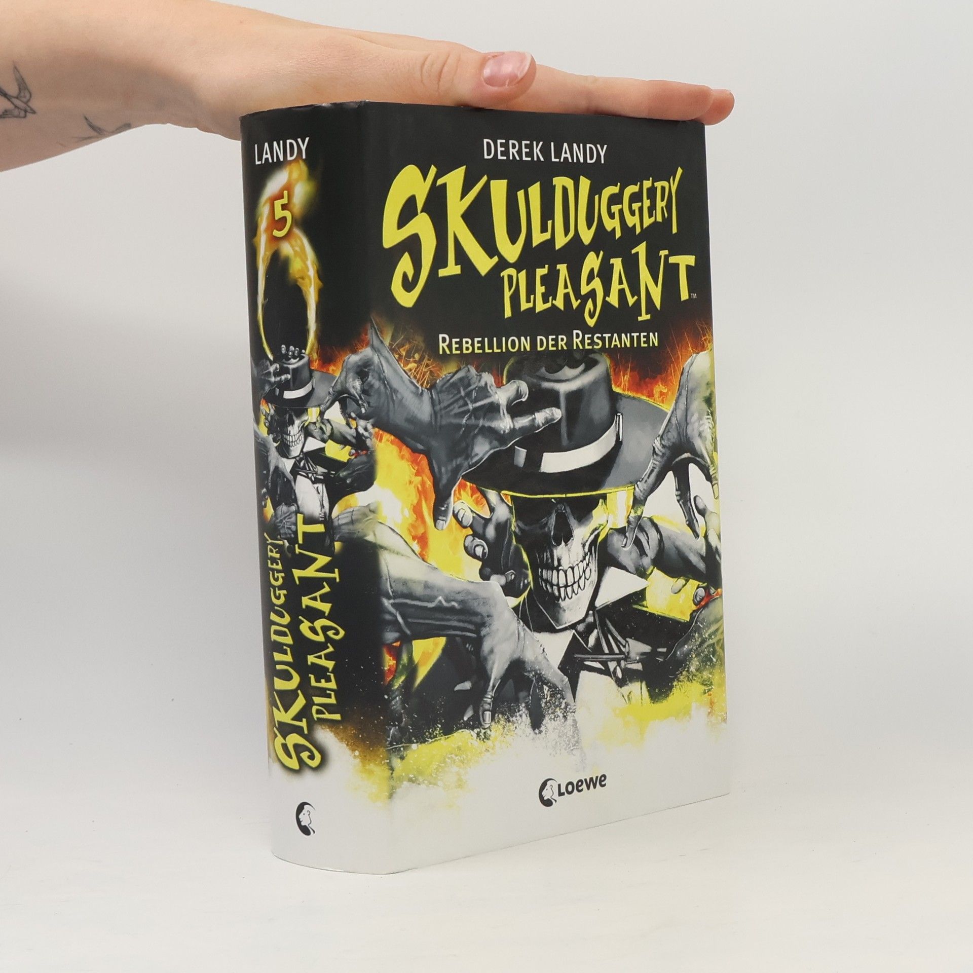 Derek Landy Skulduggery Pleasant 5