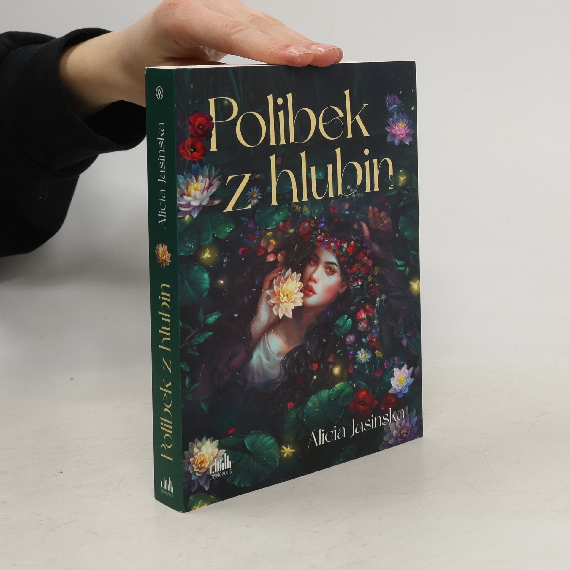 Alicia Jasinska Polibek z hlubin