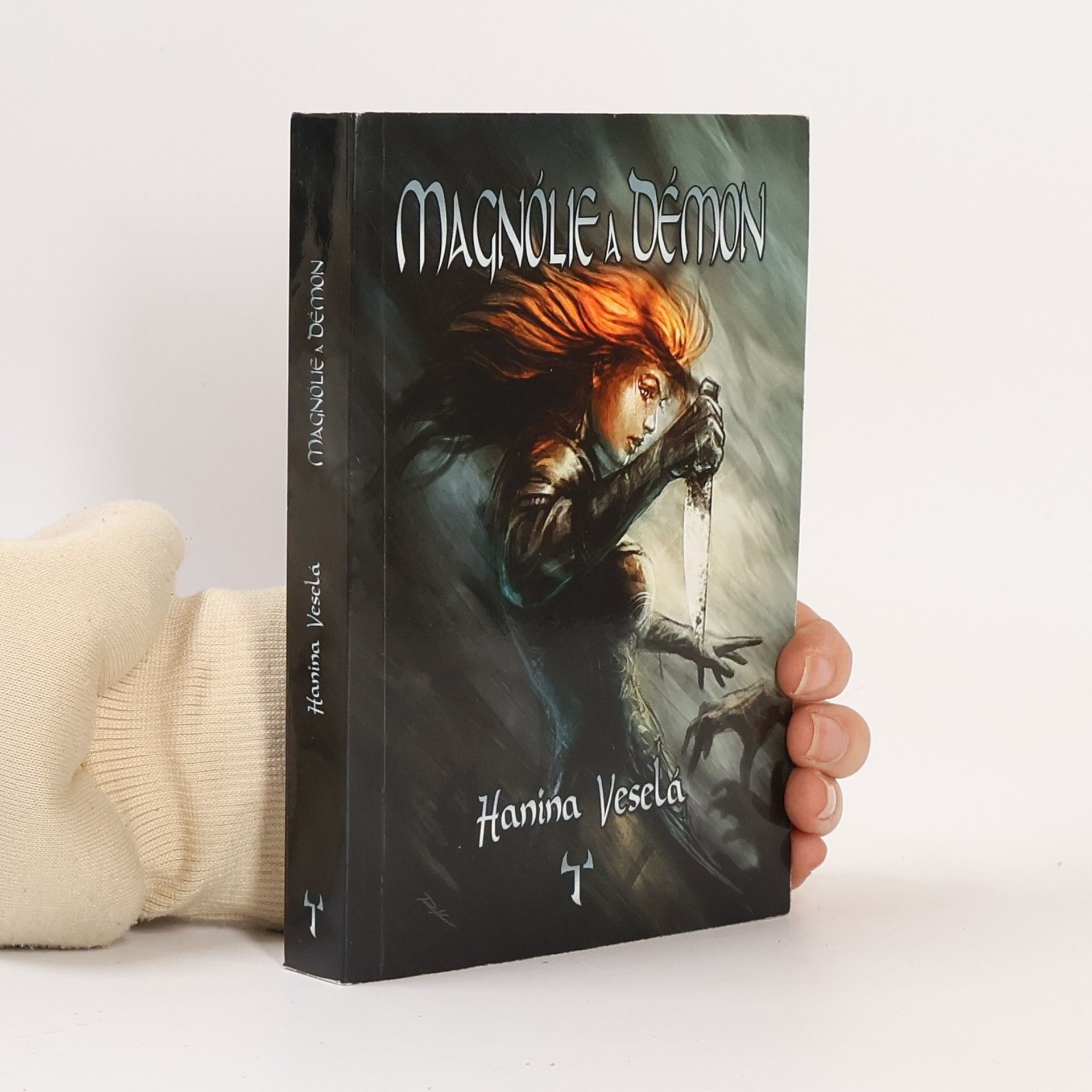 Hanina Veselá Magnólie a démon