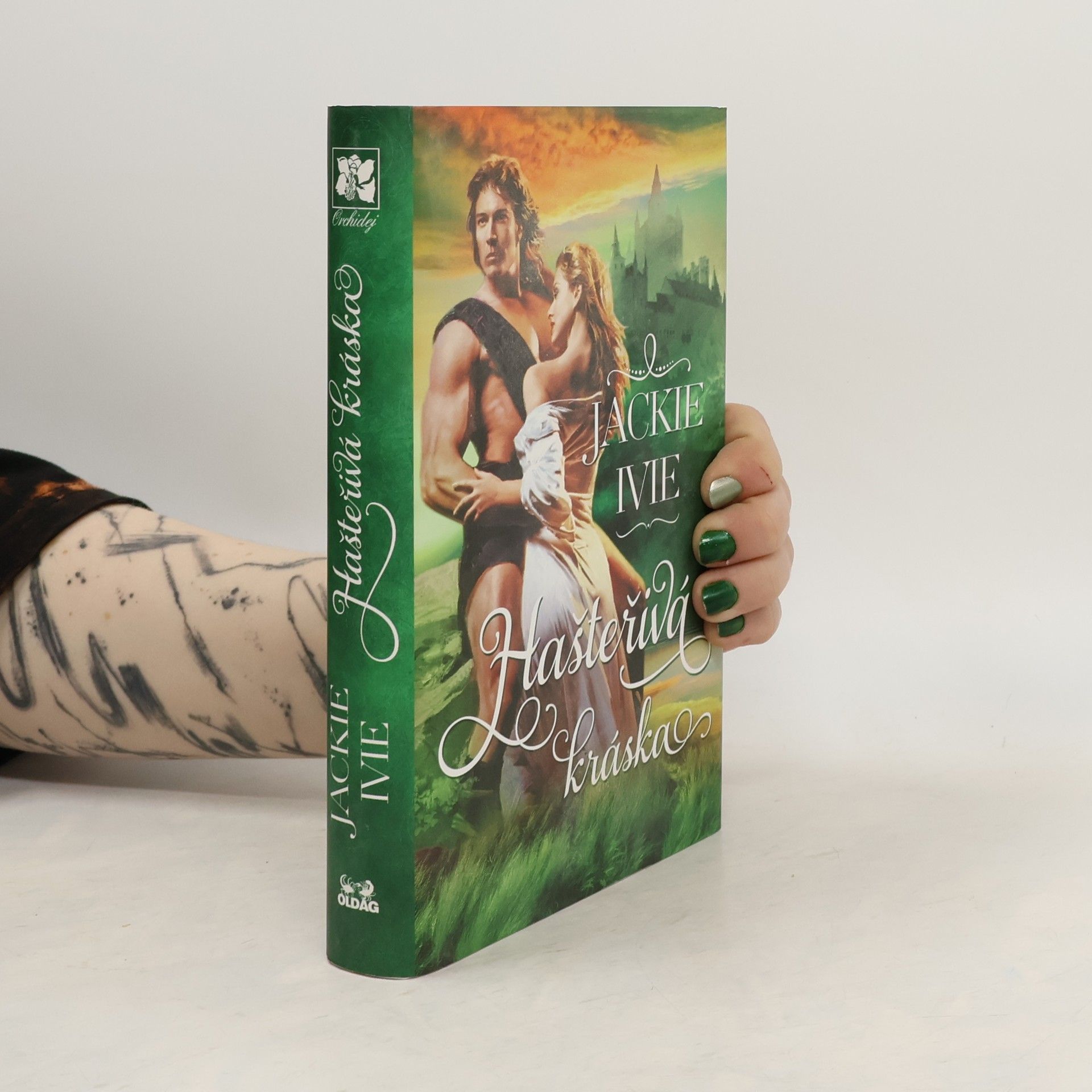 Jackie Ivie Hašteřivá kráska