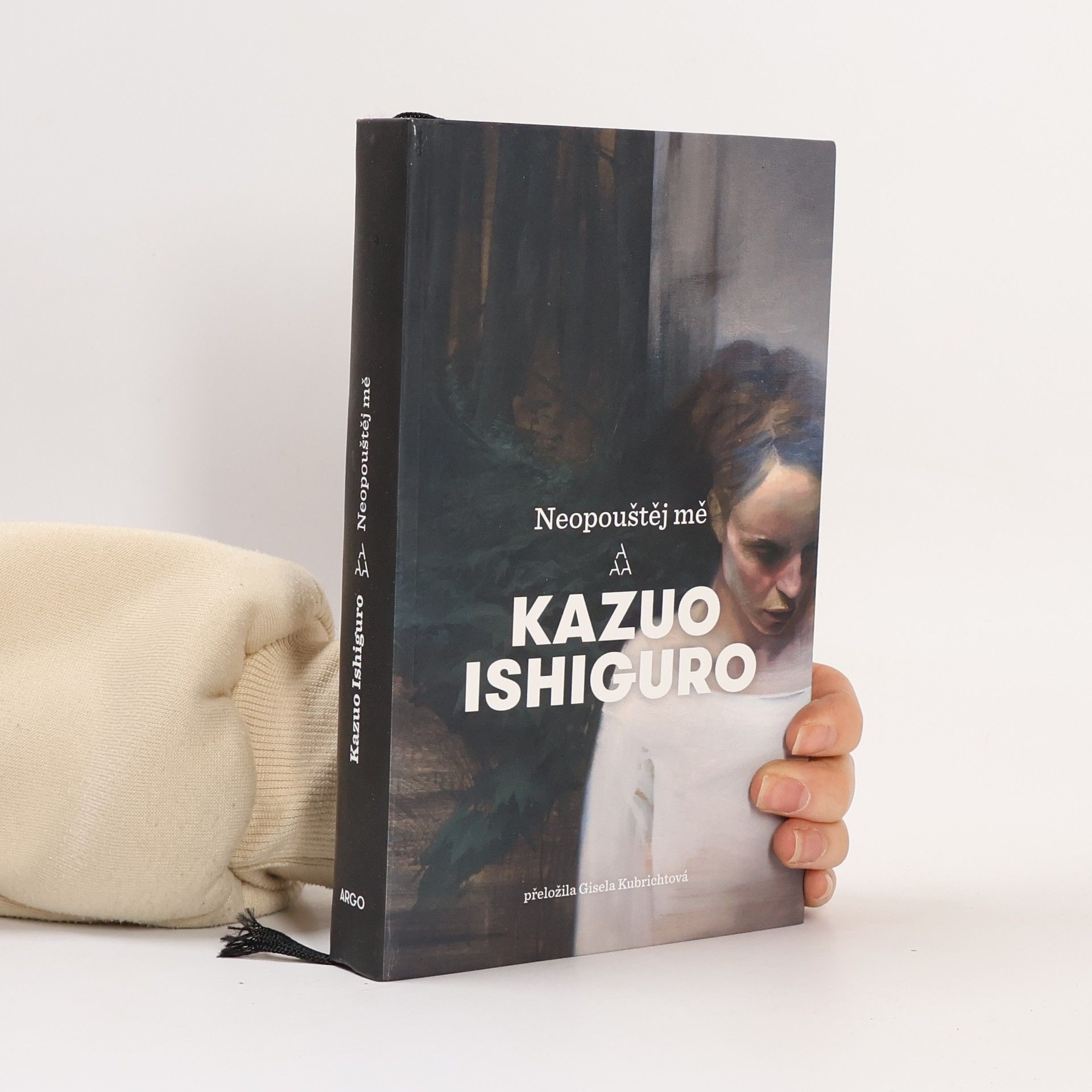 Kazuo Ishiguro Neopouštěj mě