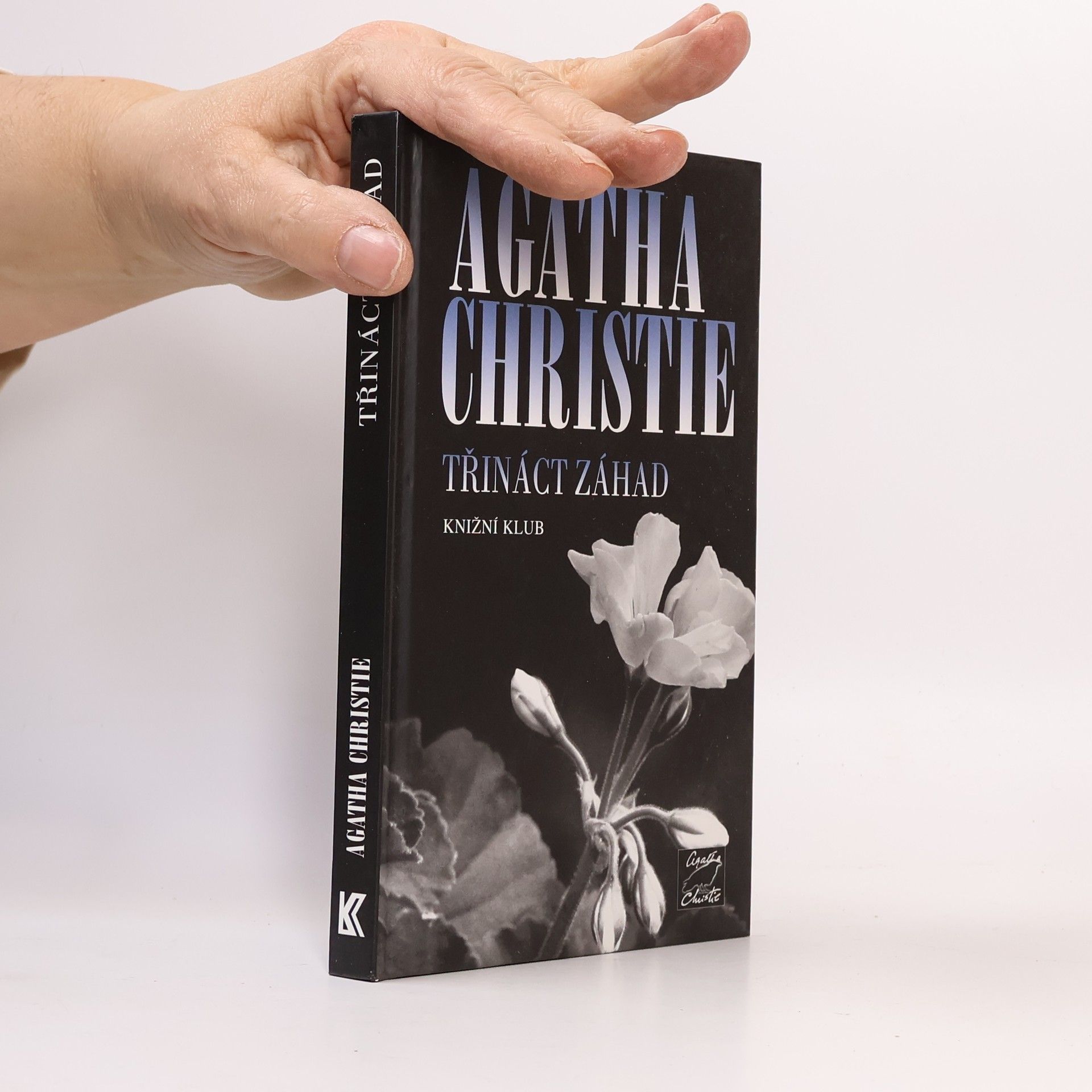 Agatha Christie Třináct záhad