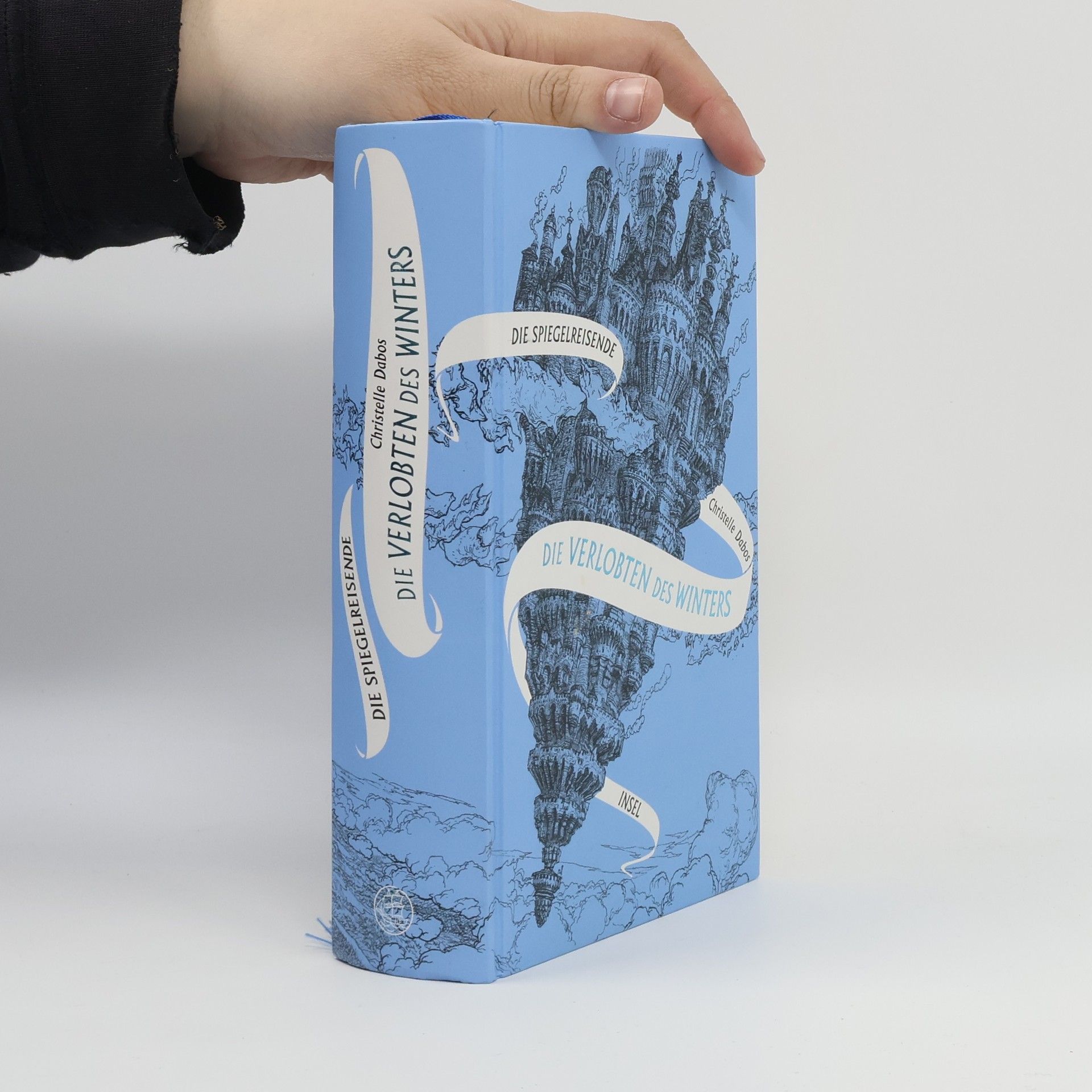 Christelle Dabos Die Spiegelreisende. Die Verlobten des Winters