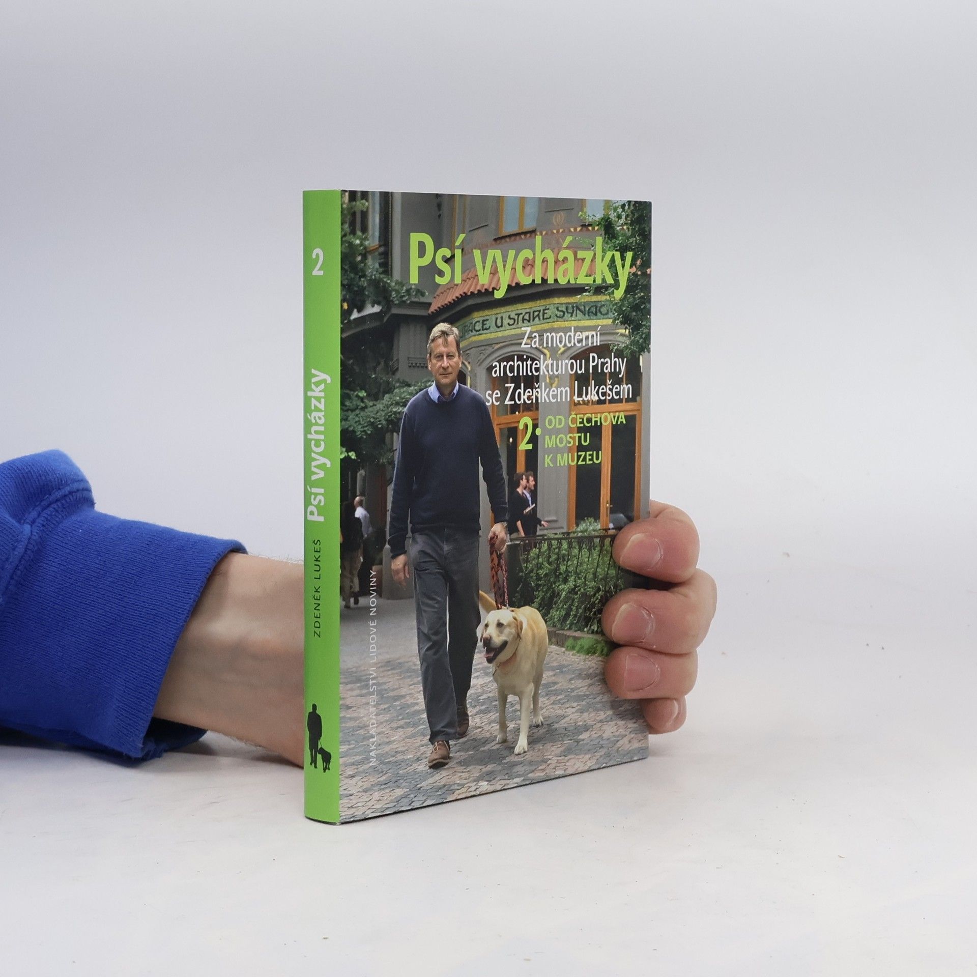 Zdeněk Lukeš Psí vycházky (2. od Čechova mostu k Muzeu)