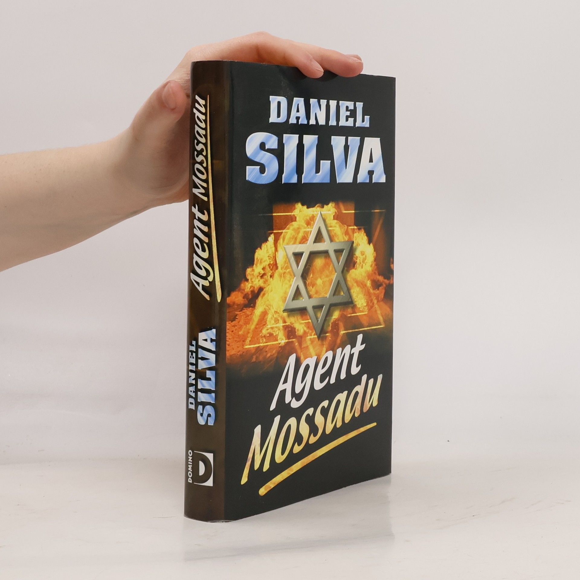 Daniel Silva Agent Mossadu