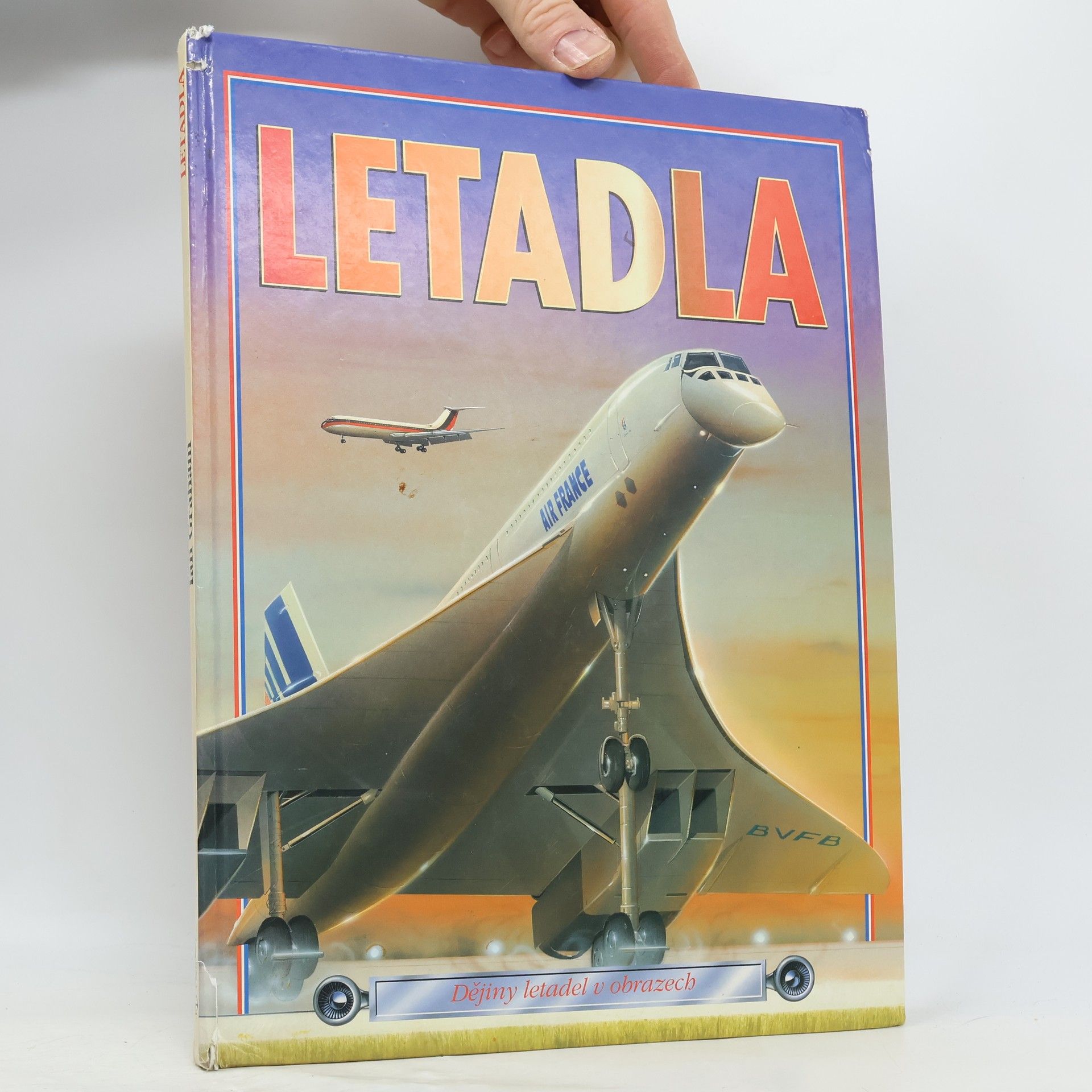 Ian Graham Letadla -Dějiny letadel v obrazech