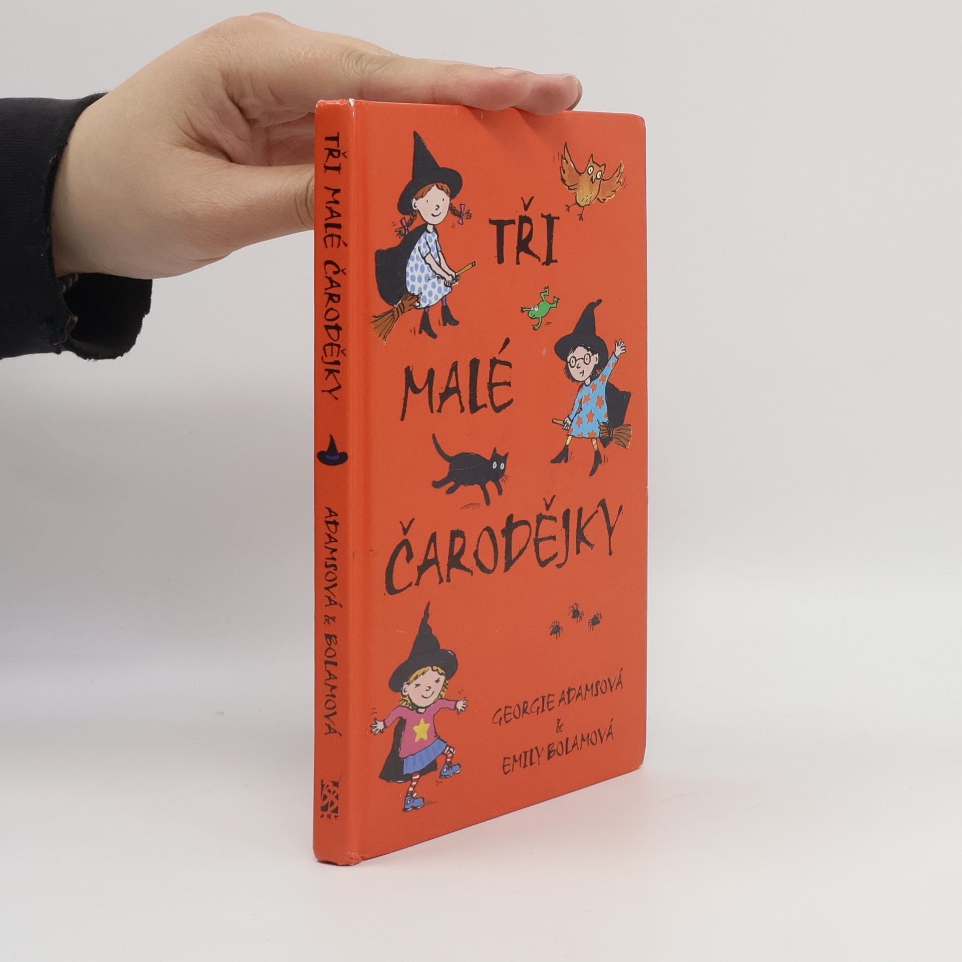 Georgie Adams Tři malé čarodějky