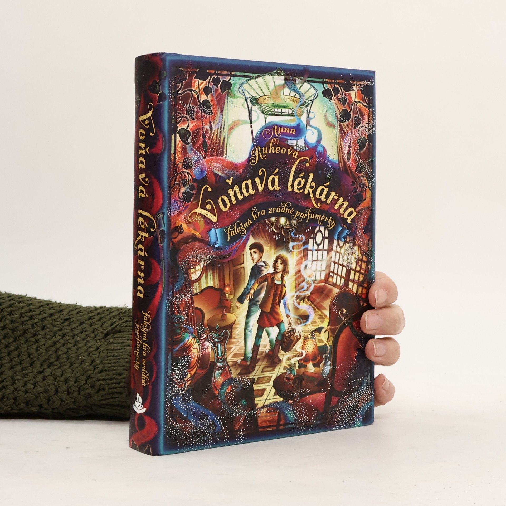 Anna Ruhe Voňavá lékárna Falešná hra zrádné parfumérky