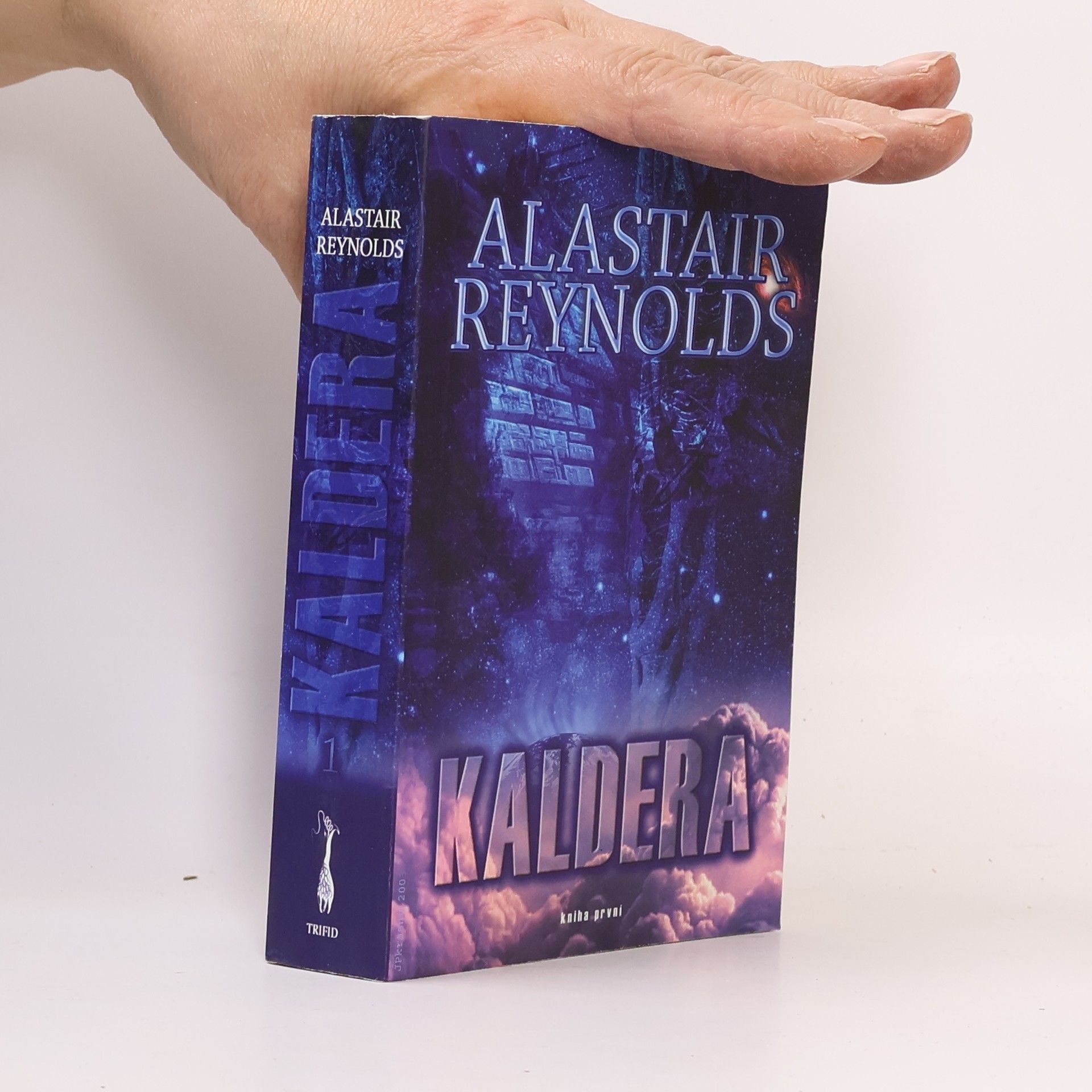 Alastair Reynolds Kaldera. Kniha první