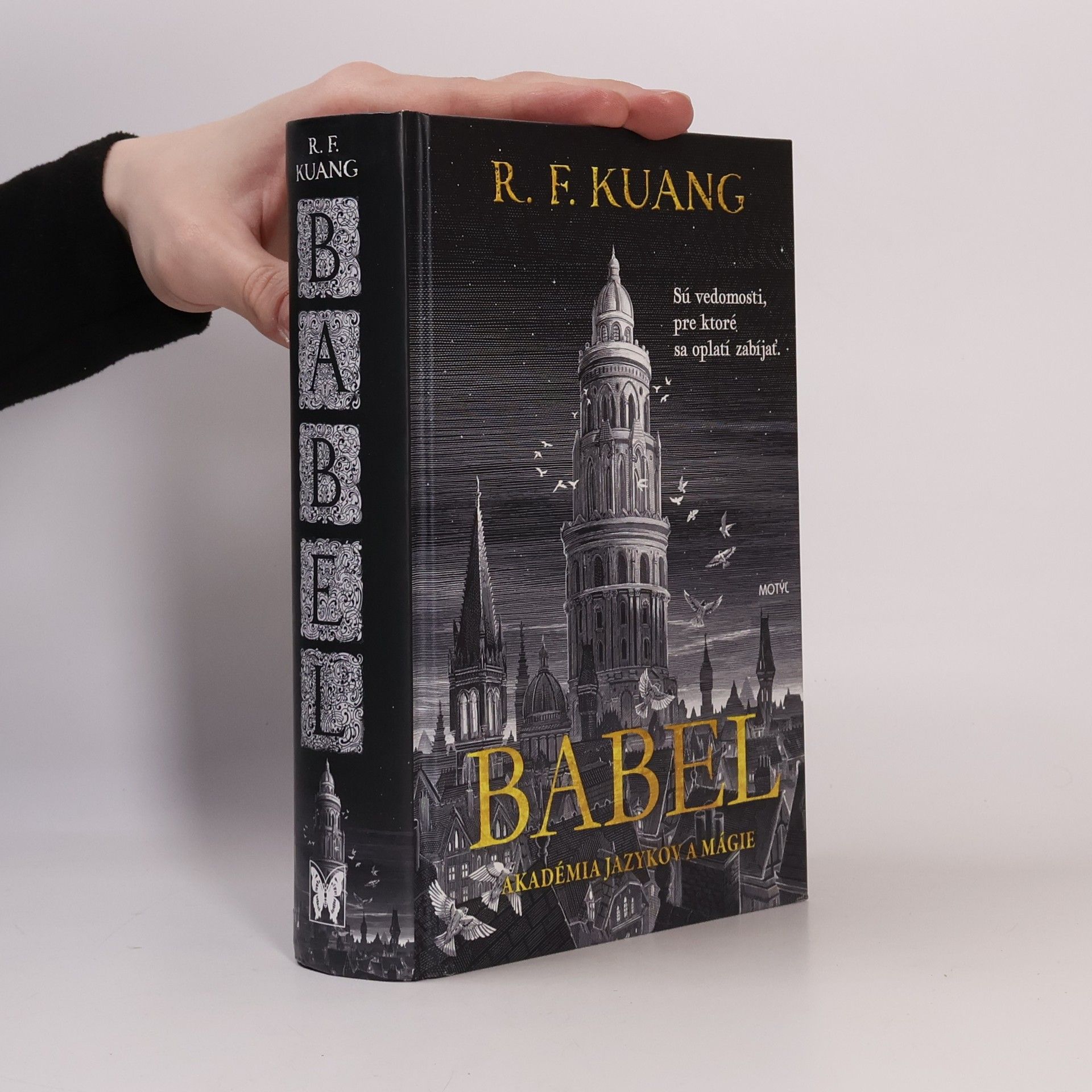 Rebecca Kuang Babel. Akadémia jazykov a mágie