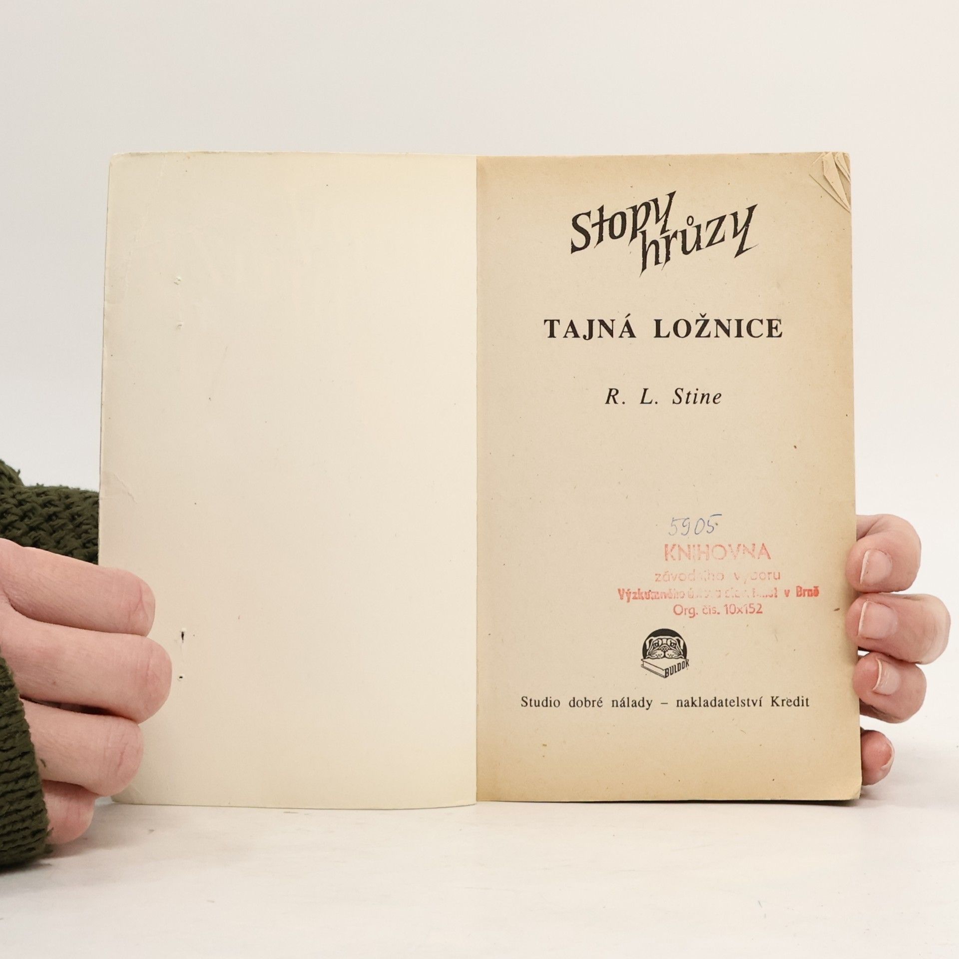 R. L. Stine Tajná ložnice. Stopy hrůzy 4.
