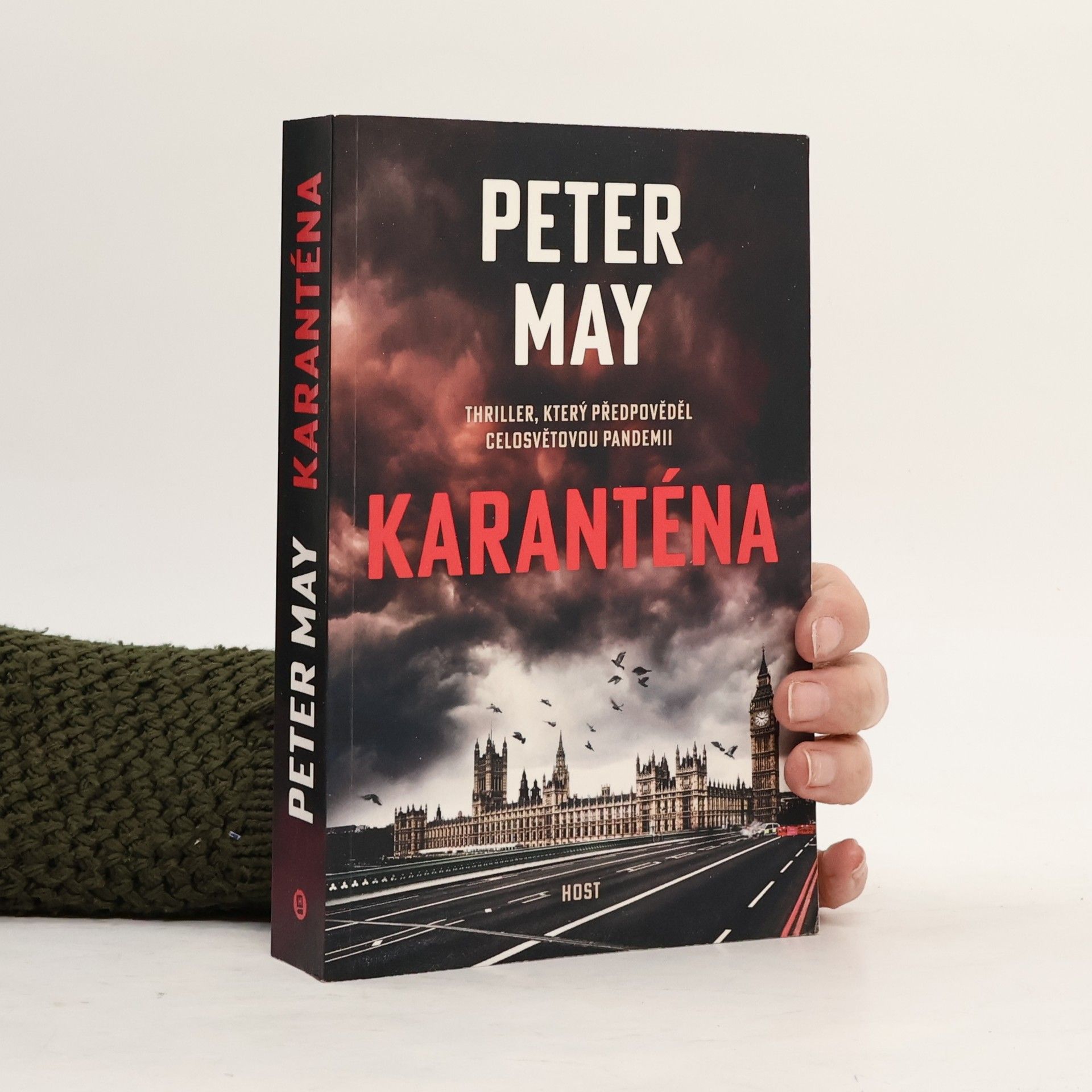 Peter May Karanténa